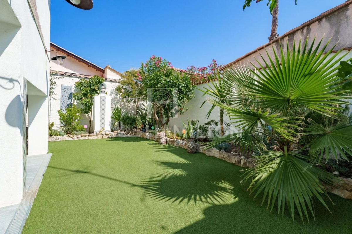 3 bedroom villa in Vallauris, Alpes-Maritimes, France