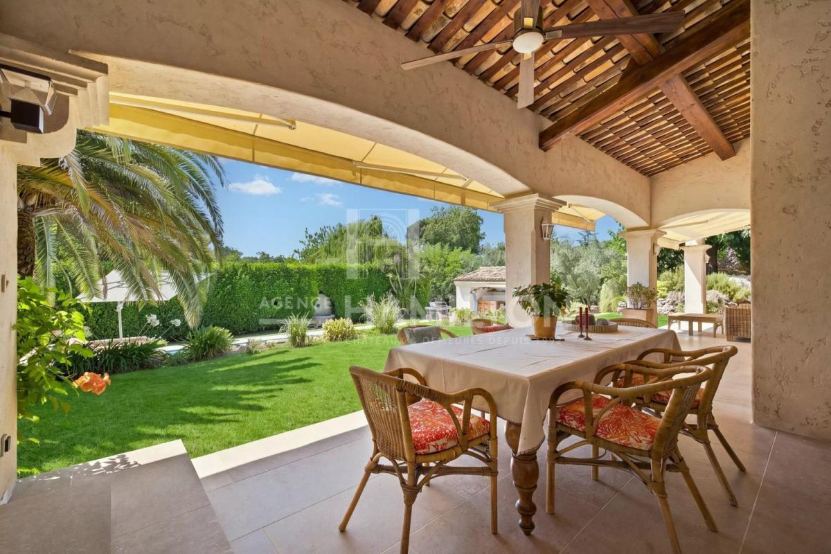villa in Châteauneuf-grasse, Alpes-Maritimes, France