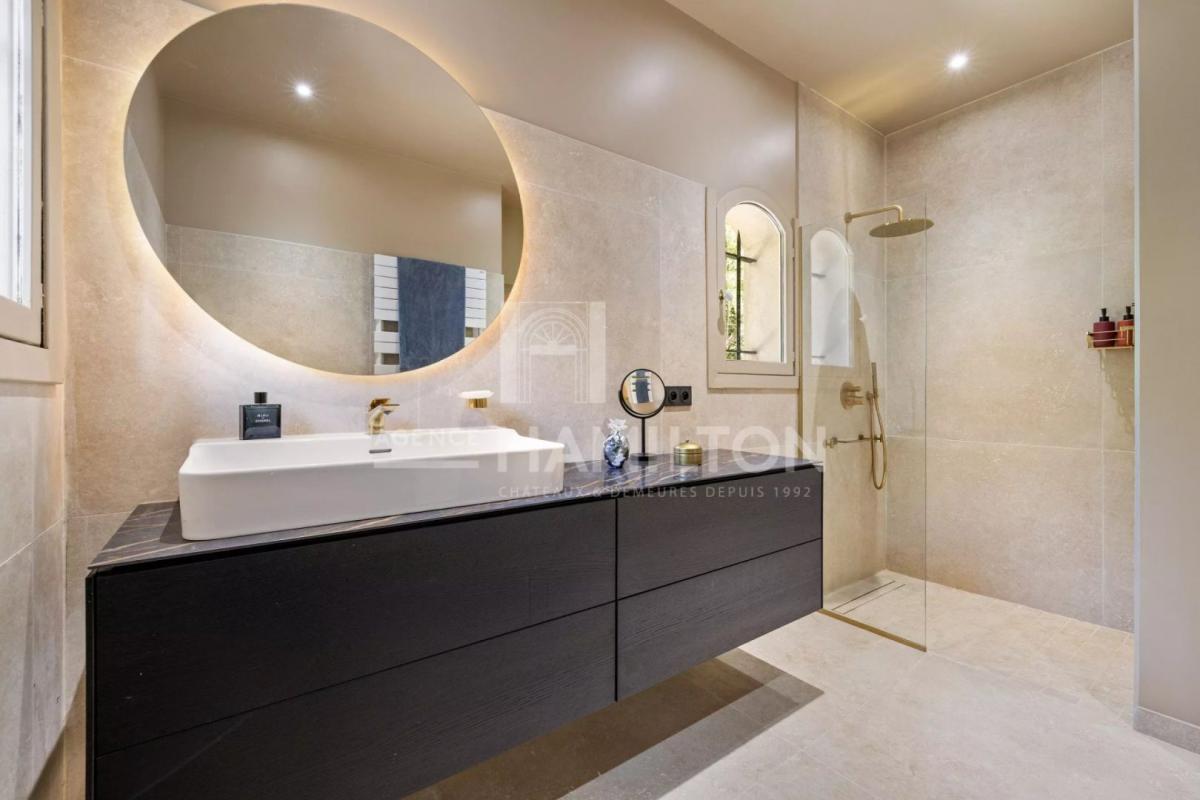 villa in Châteauneuf-grasse, Alpes-Maritimes, France