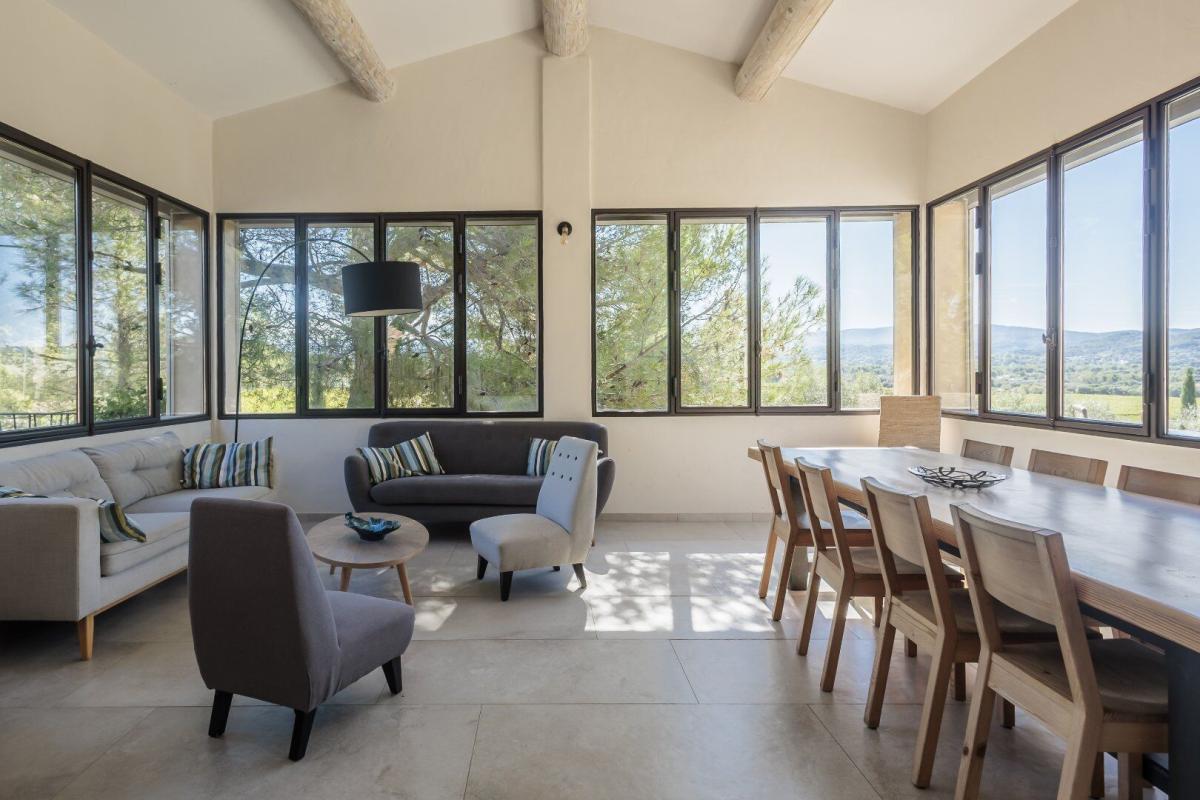 8 bedroom villa in Mazan, Vaucluse, France