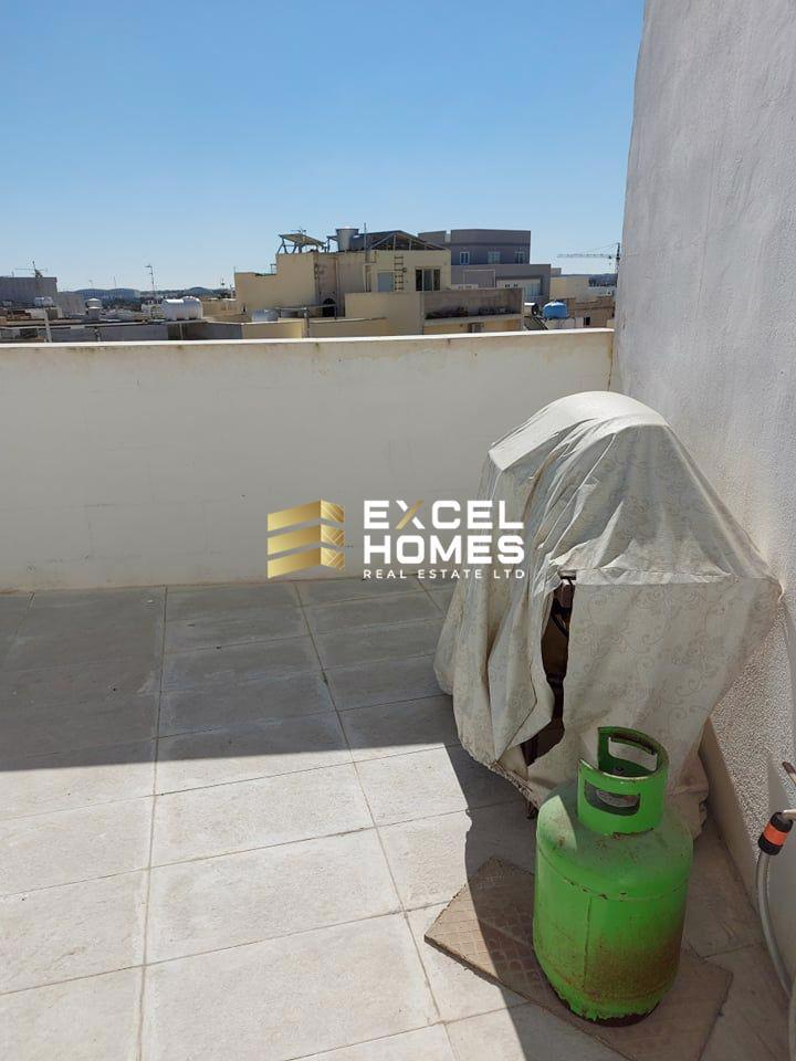 2 bedroom Penthouse in Zebbug, Malta – 69502