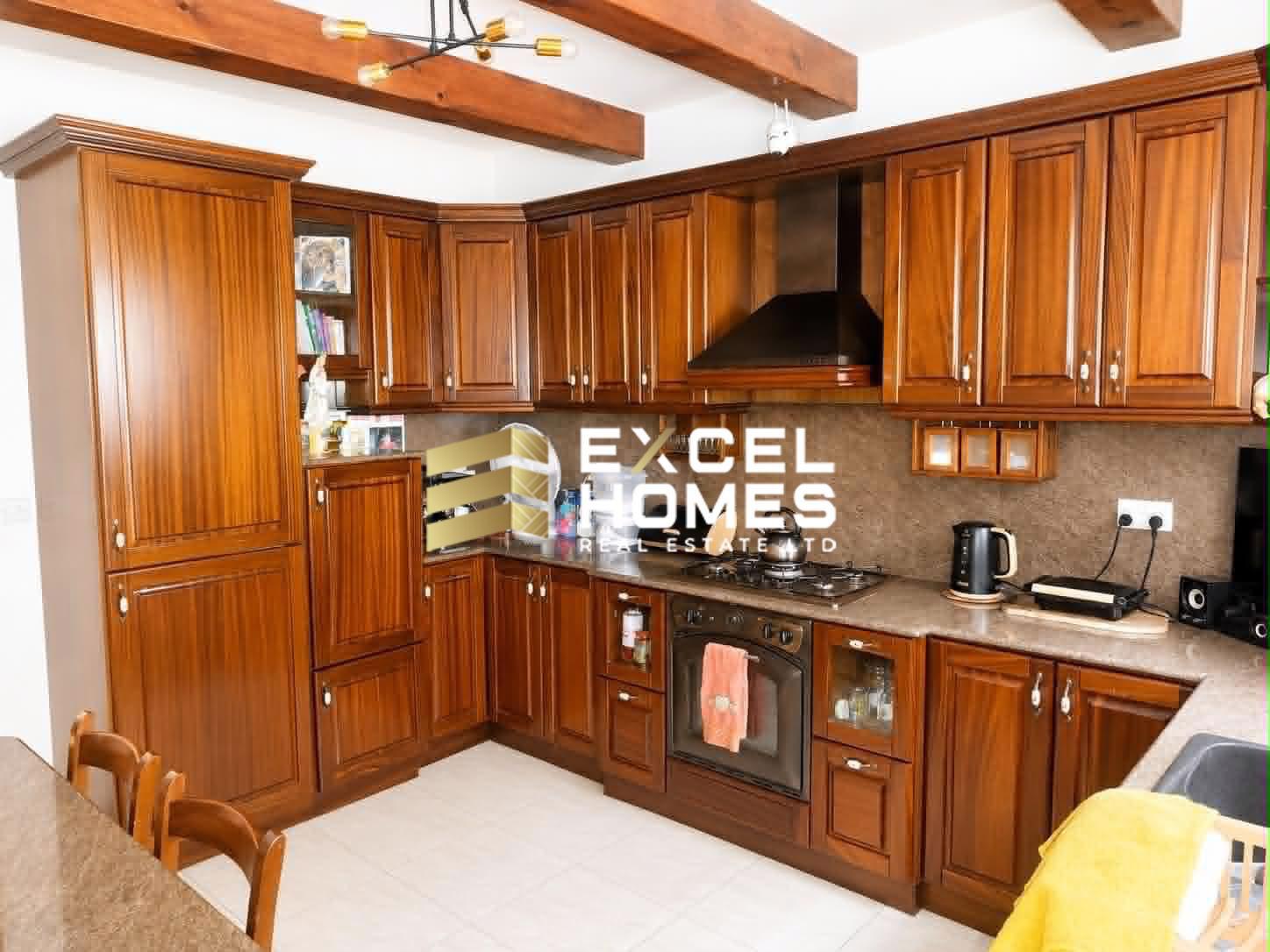 3 bedroom Maisonette in Santa Venera, Malta – 69430