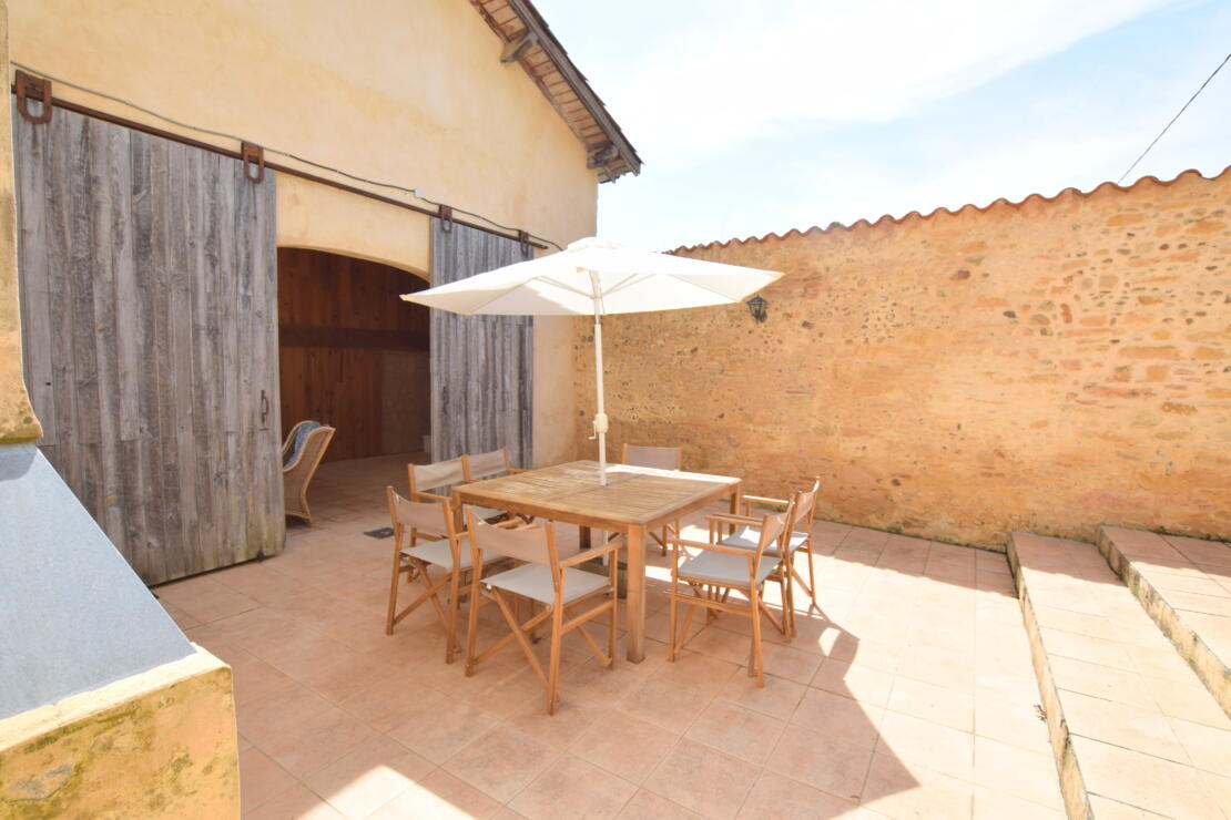 Lodes – Renovated secluded farmhouse and partially renovated gite, with pool, enclosed garden, and panoramic views