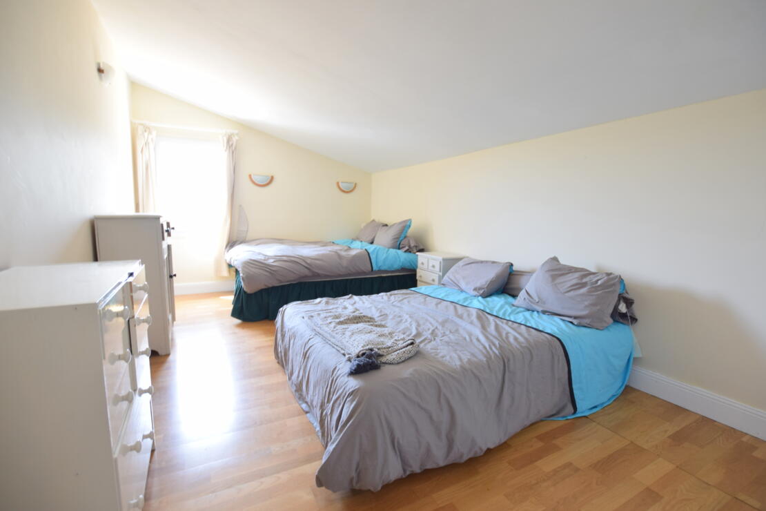 Lodes – Renovated secluded farmhouse and partially renovated gite, with pool, enclosed garden, and panoramic views