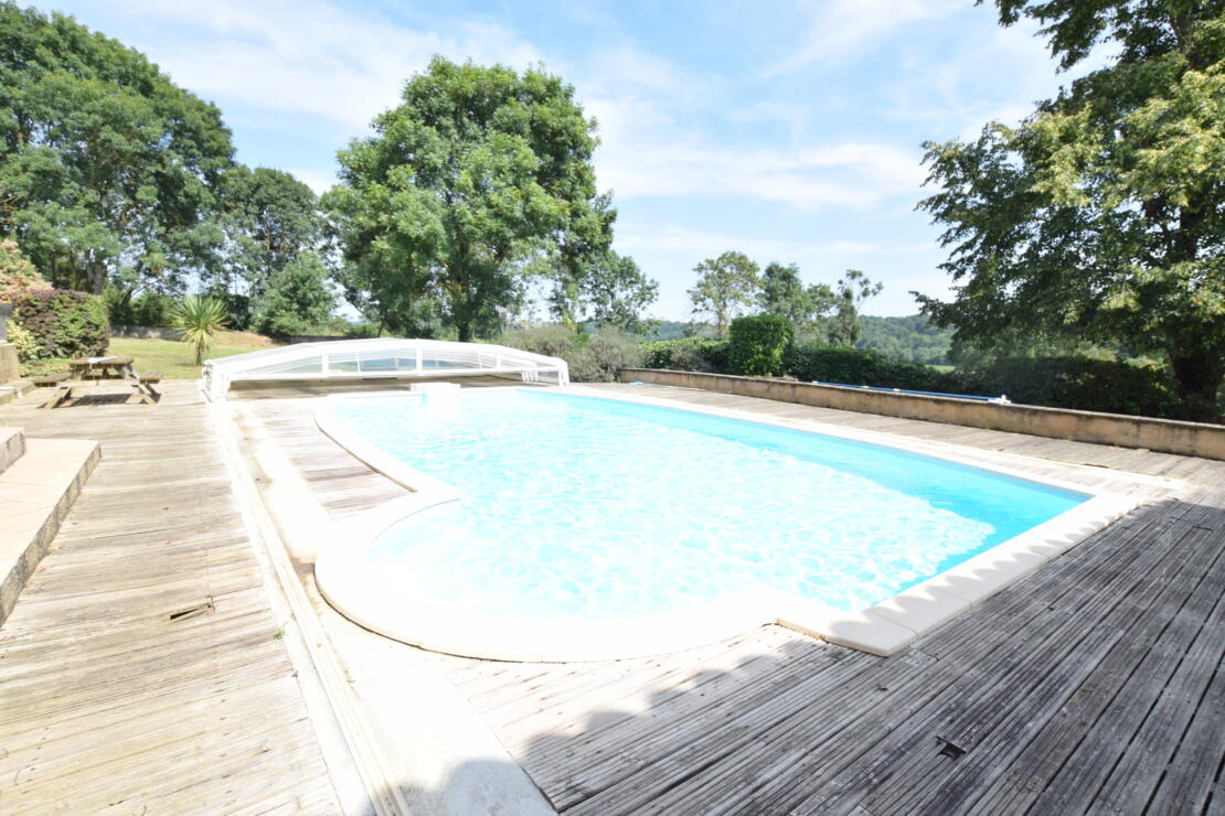 Lodes – Renovated secluded farmhouse and partially renovated gite, with pool, enclosed garden, and panoramic views