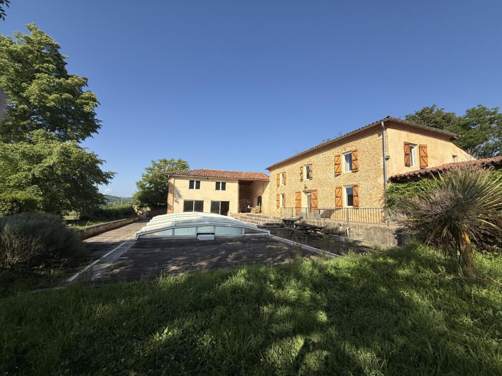 Lodes – Renovated secluded farmhouse and partially renovated gite, with pool, enclosed garden, and panoramic views
