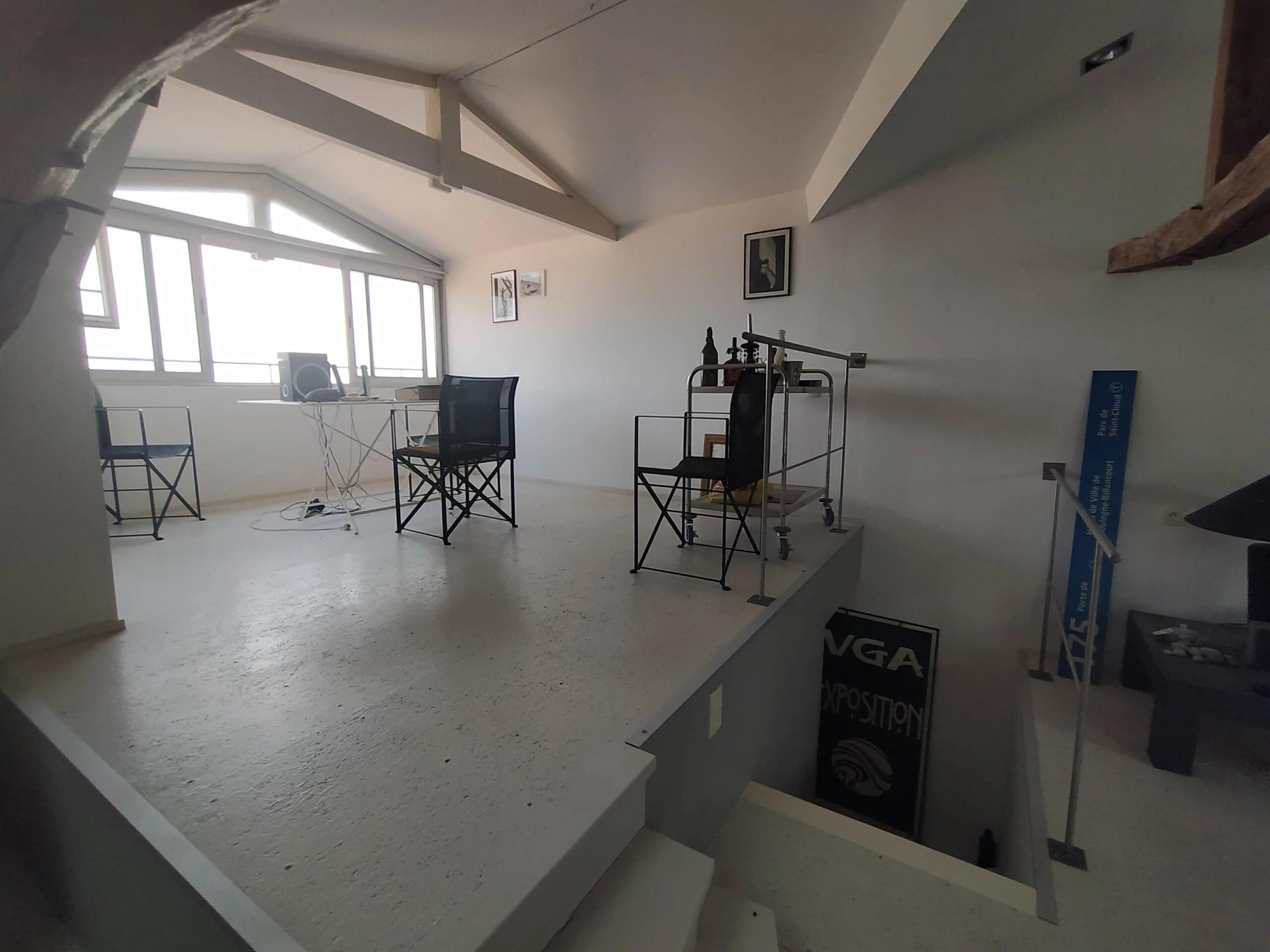 Spacious duplex apartment, Aquitaine – France – BVI86525