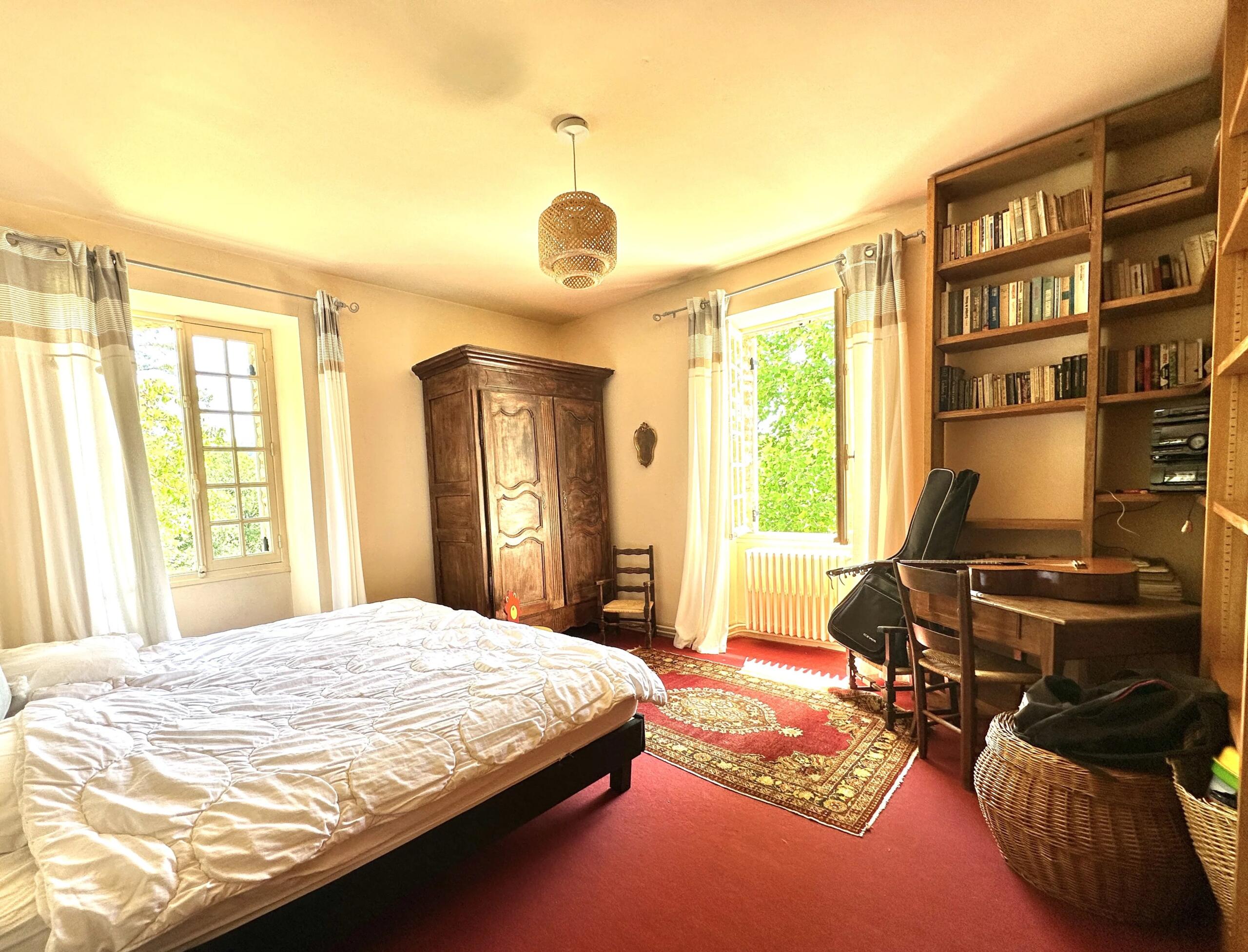 Character Home with Independent Gîte and Swimming Pool near Saint-Cyprien, Aquitaine – France – BVI86470