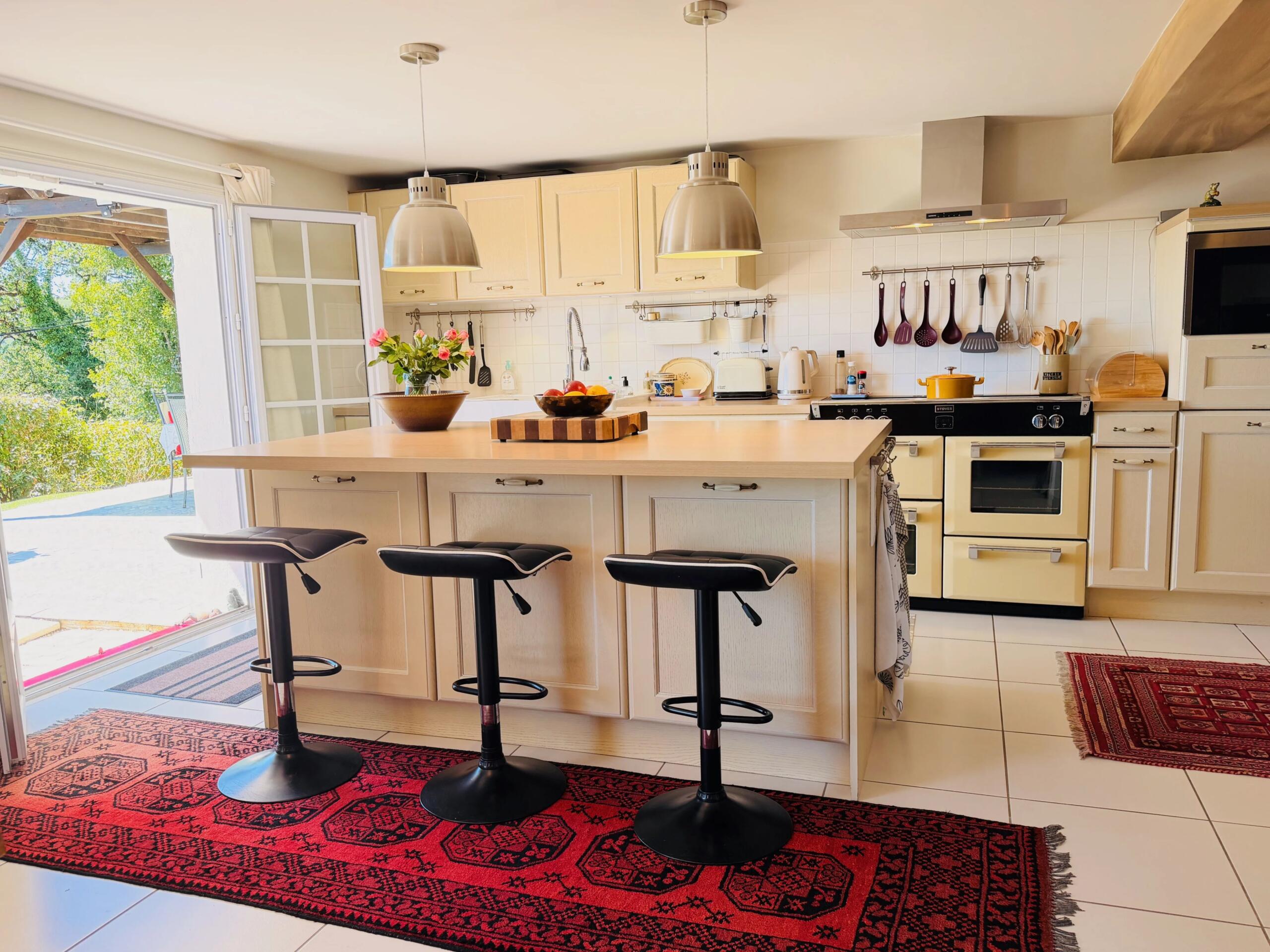 4-bedroom house with heated pool and panoramic Dordogne Valley views near Souillac, Aquitaine – France – BVI86854
