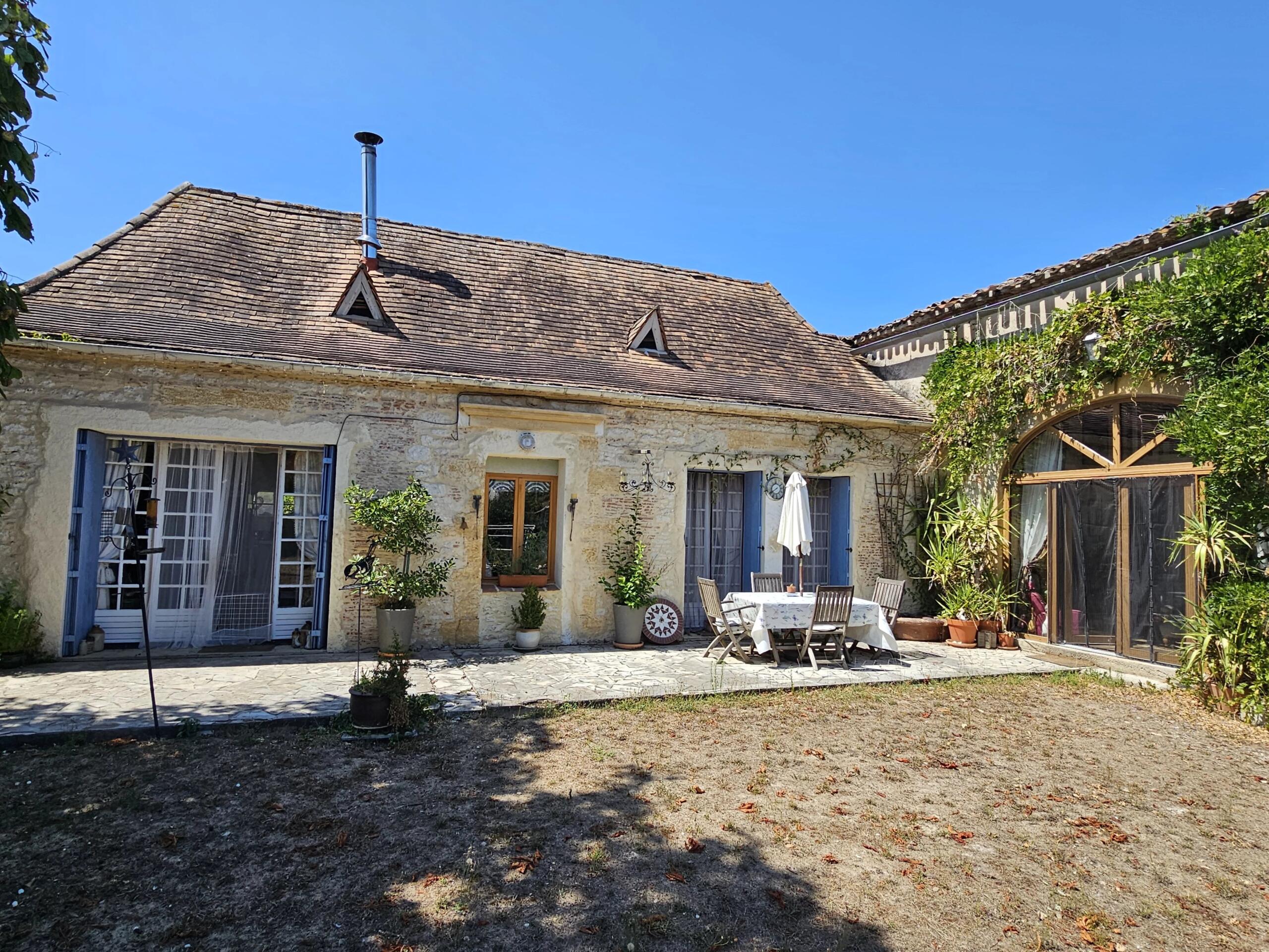 Gorgeous 5 bed property with pool, Aquitaine – France – BVI86830