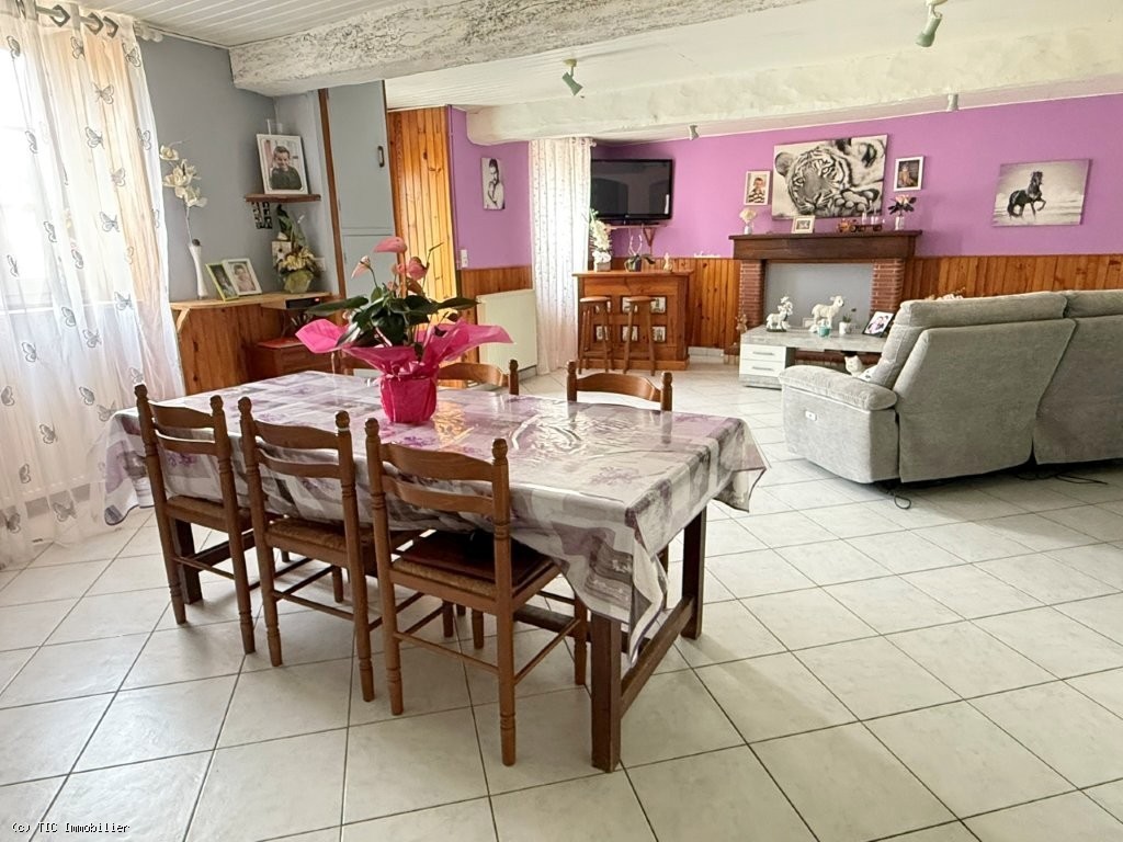 3 bedroom House in Villefagnan, France – r7567