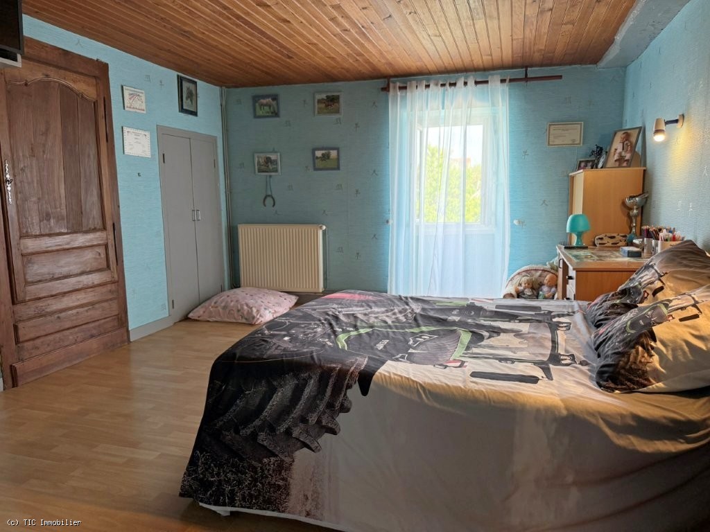 3 bedroom House in Villefagnan, France – r7567