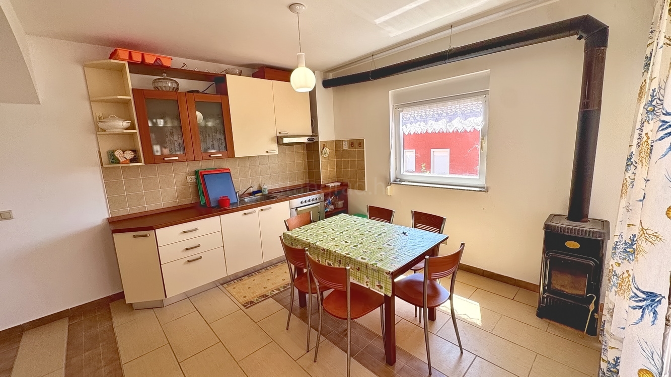 3 bedroom apartment in Krk, Croatia – 103715