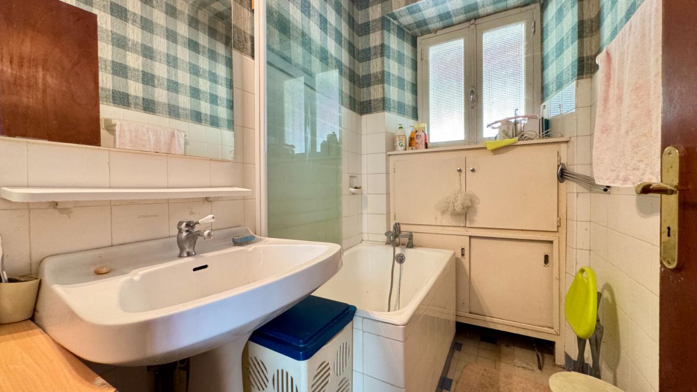 5 bedroom maison in Frontenac, Lot, France