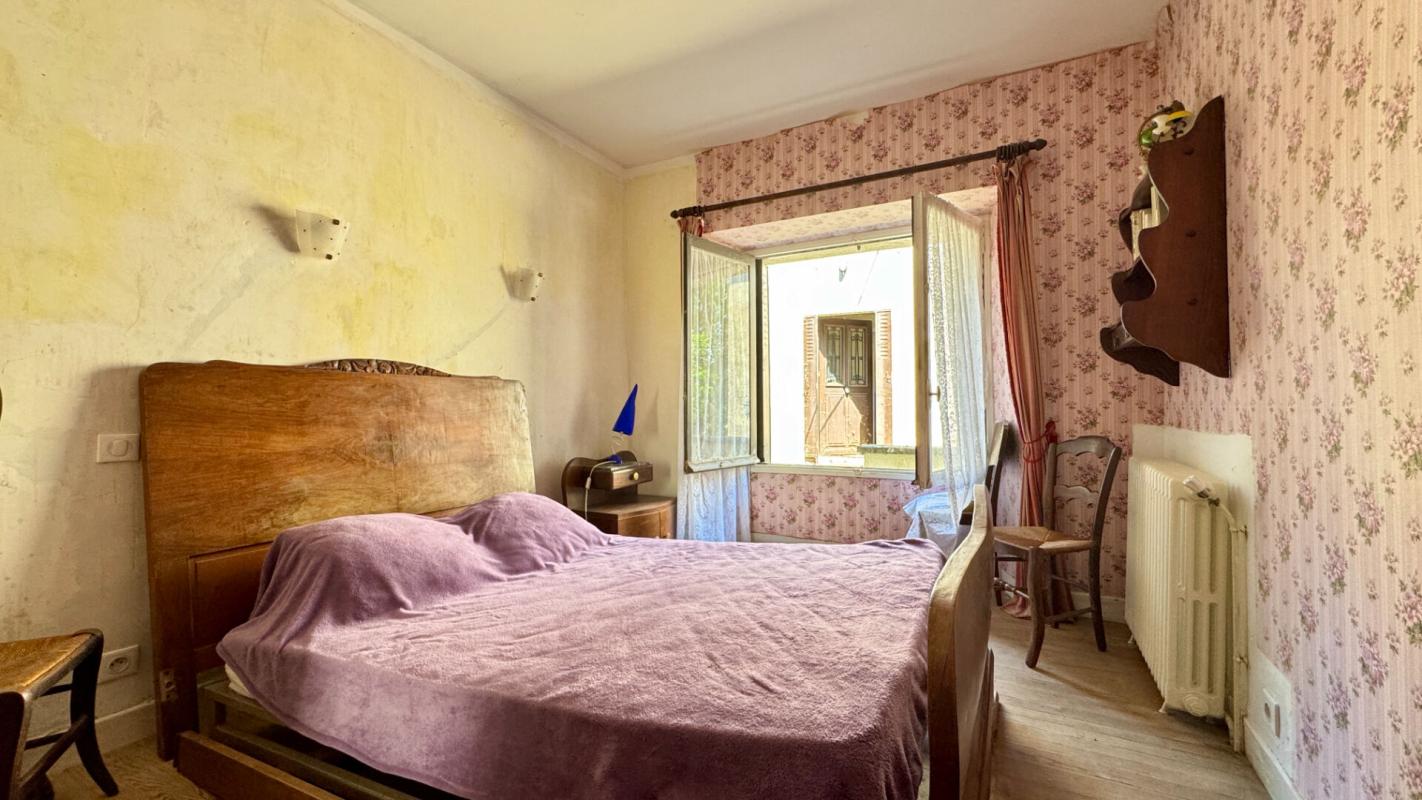 5 bedroom maison in Frontenac, Lot, France