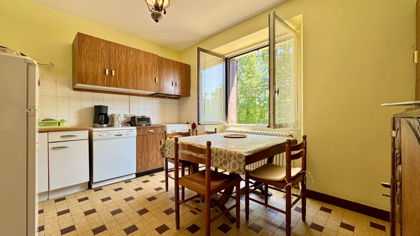 5 bedroom maison in Frontenac, Lot, France