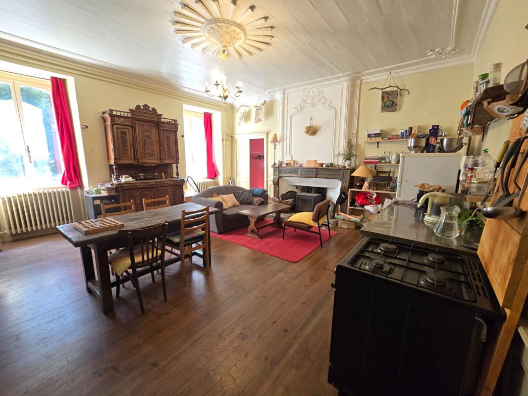 12 bedroom chateau in Arvieu, Aveyron, France