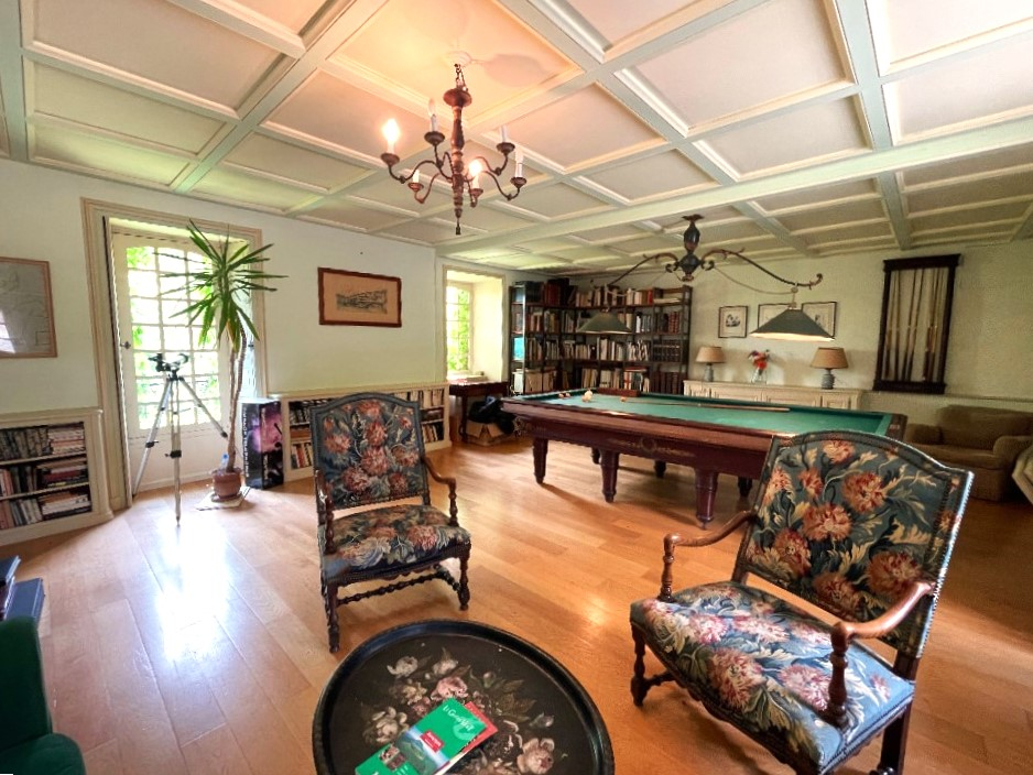9 bedroom corps de ferme in Chaudes Aigues, Cantal, France