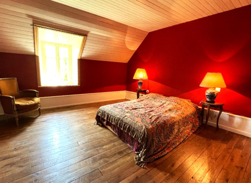 9 bedroom corps de ferme in Chaudes Aigues, Cantal, France