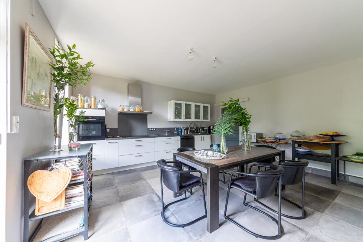 5 bedroom maison bourgeoise in La Benate, Charente-Maritime, France
