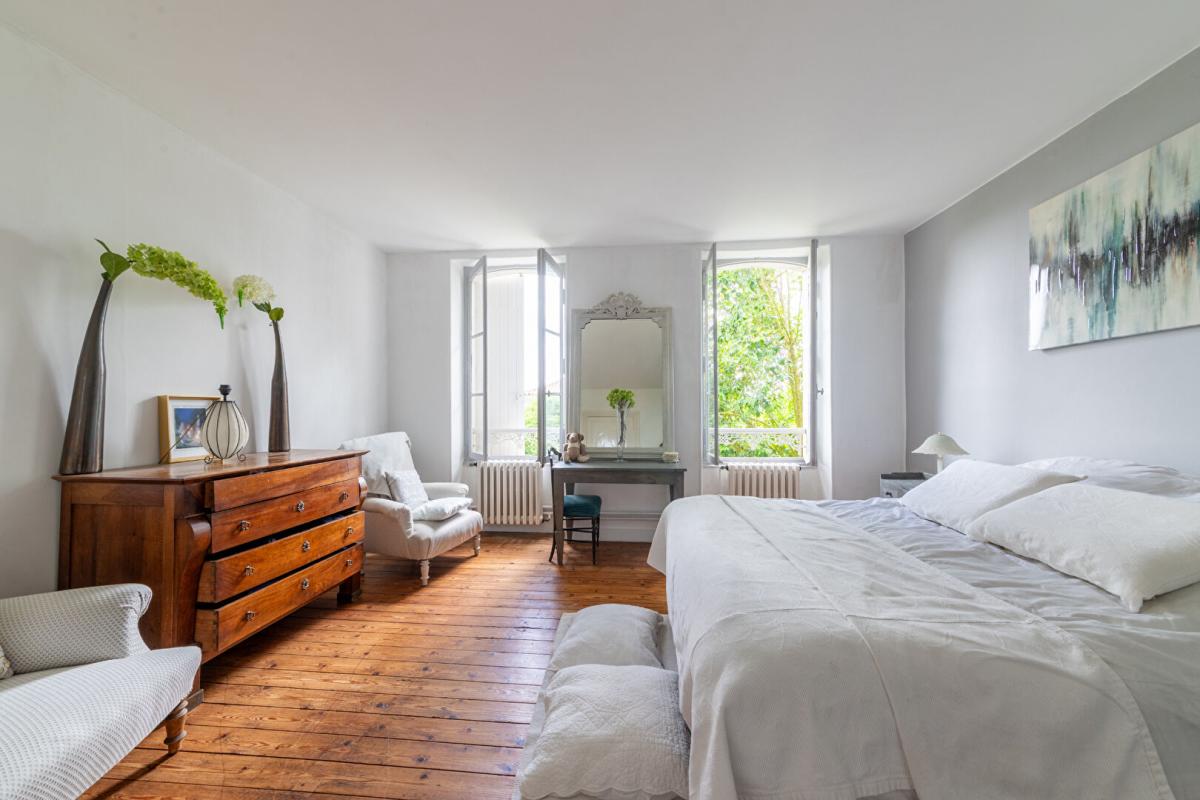 5 bedroom maison bourgeoise in La Benate, Charente-Maritime, France