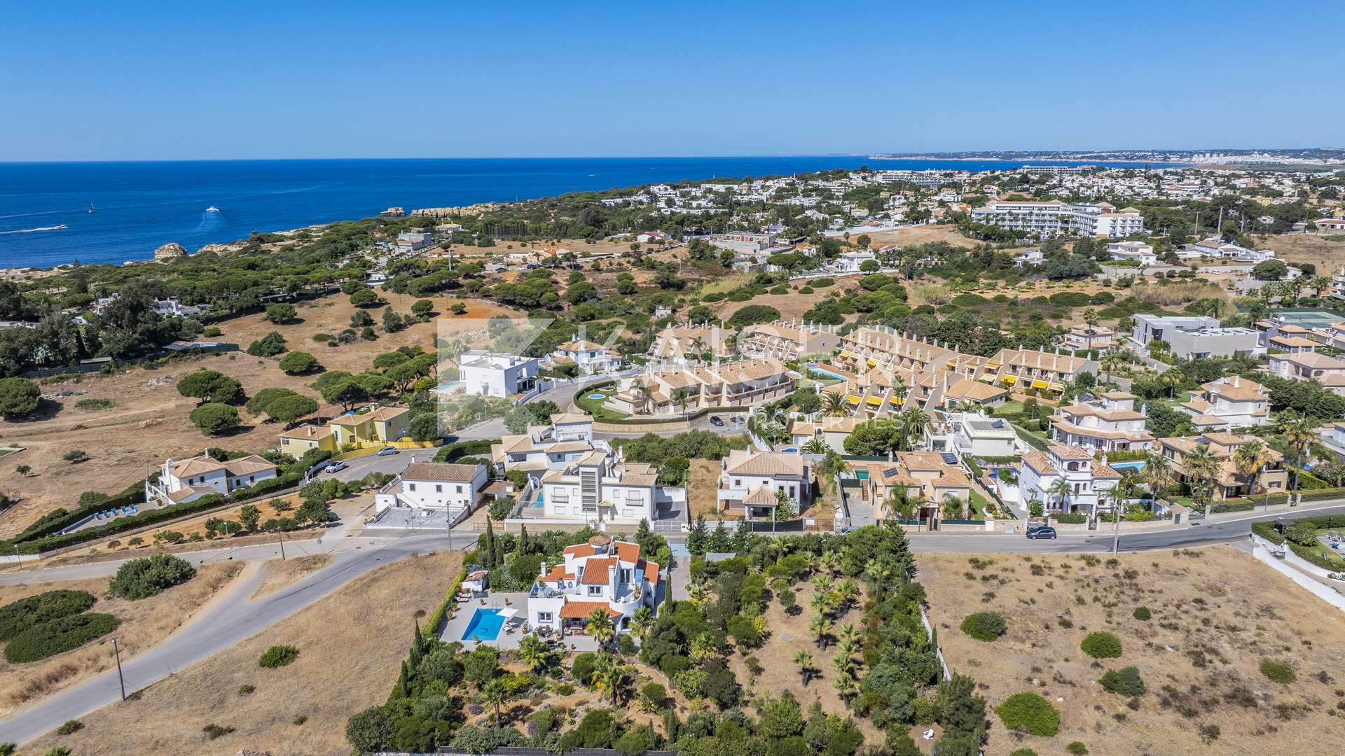 3 bedroom Villa house in Albufeira, Portugal – KP1365X