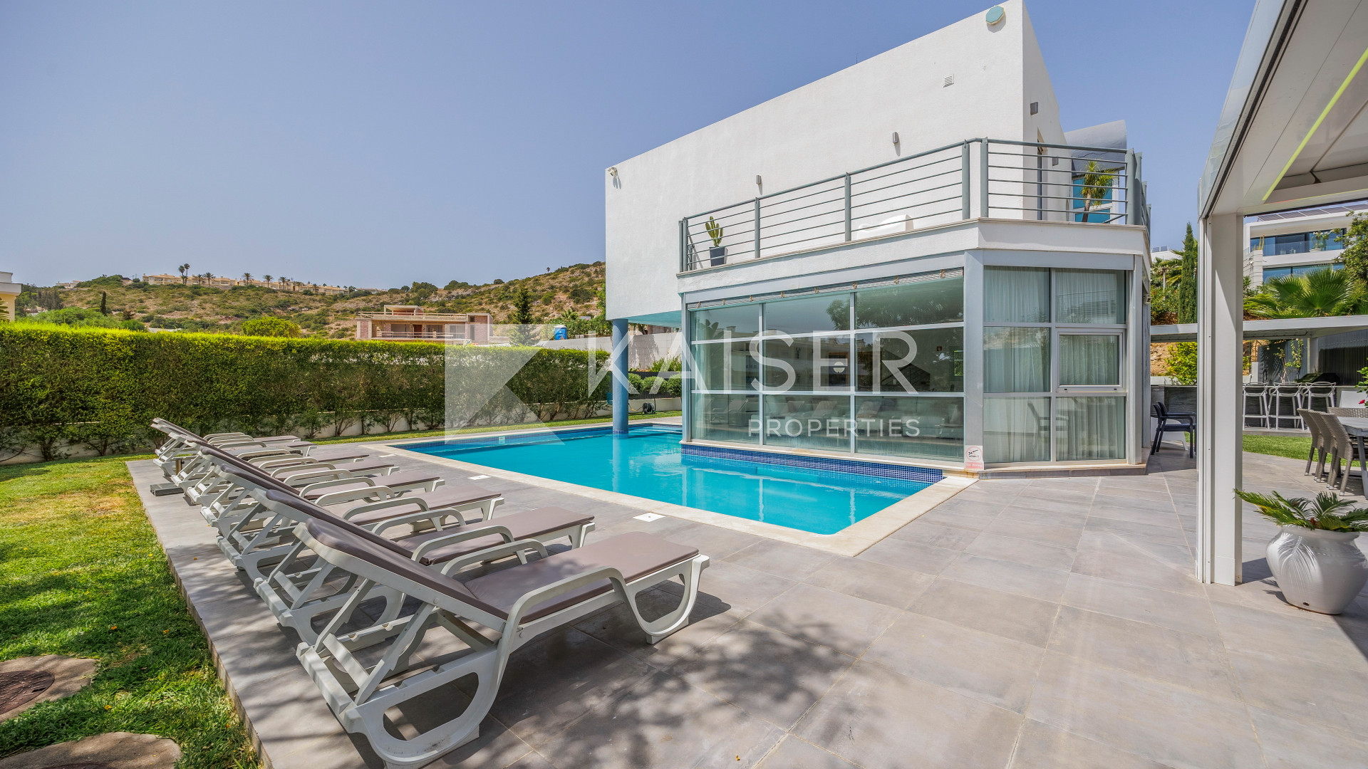 5 bedroom Villa house in Albufeira, Portugal – KP1366