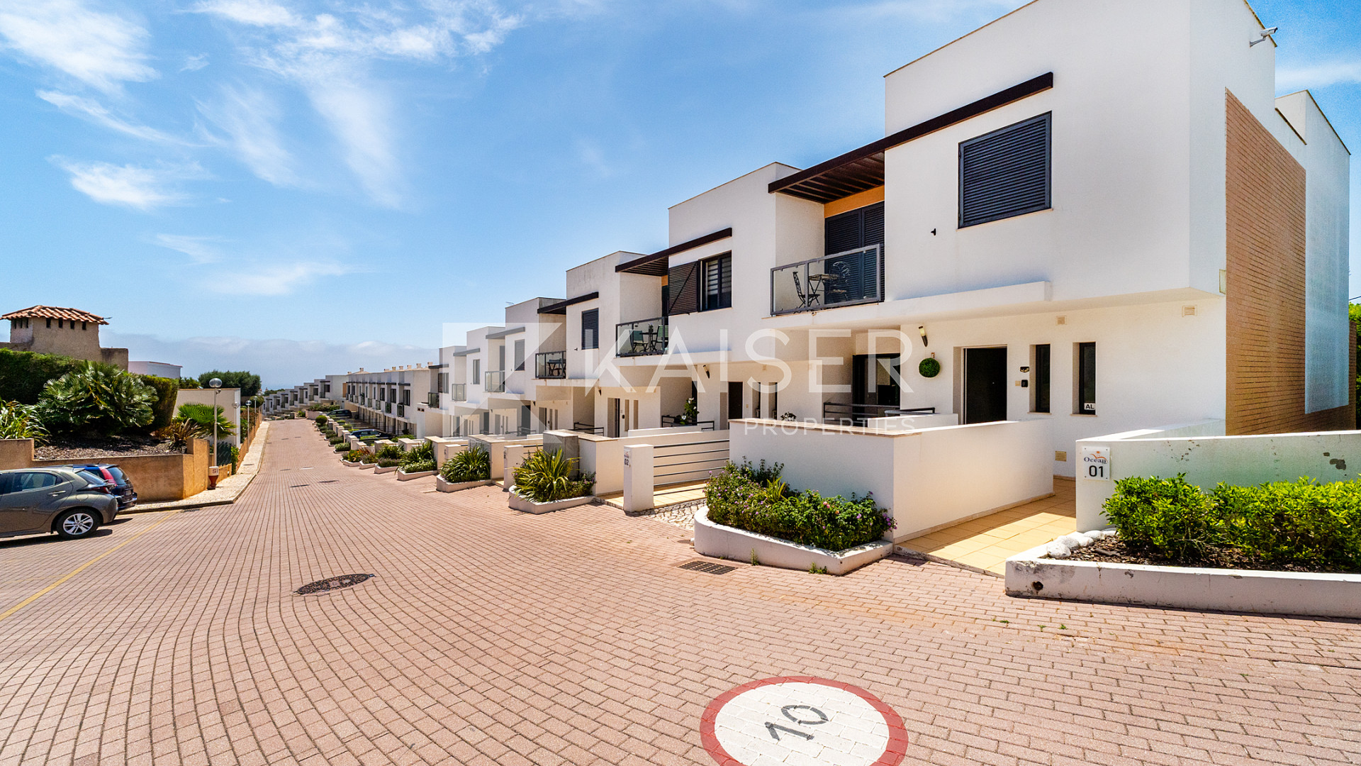 3 bedroom Townhouse house in Albufeira, Portugal – KP1363