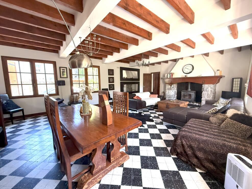 Sauveterre-de-Comminges – Charming 4-bed detached Home in pyrenees village, near all outdoor activities with sunny garden