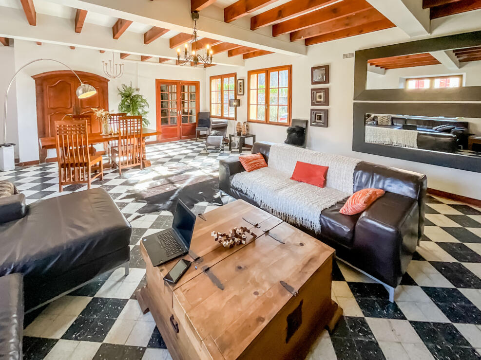 Sauveterre-de-Comminges – Charming 4-bed detached Home in pyrenees village, near all outdoor activities with sunny garden