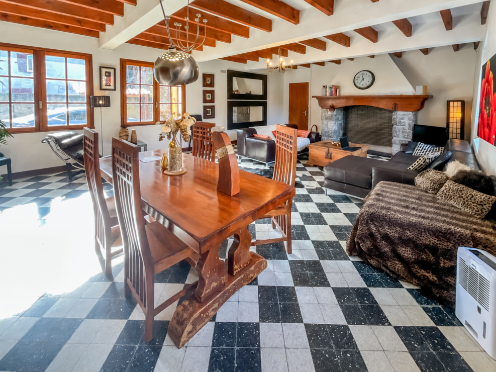 Sauveterre-de-Comminges – Charming 4-bed detached Home in pyrenees village, near all outdoor activities with sunny garden