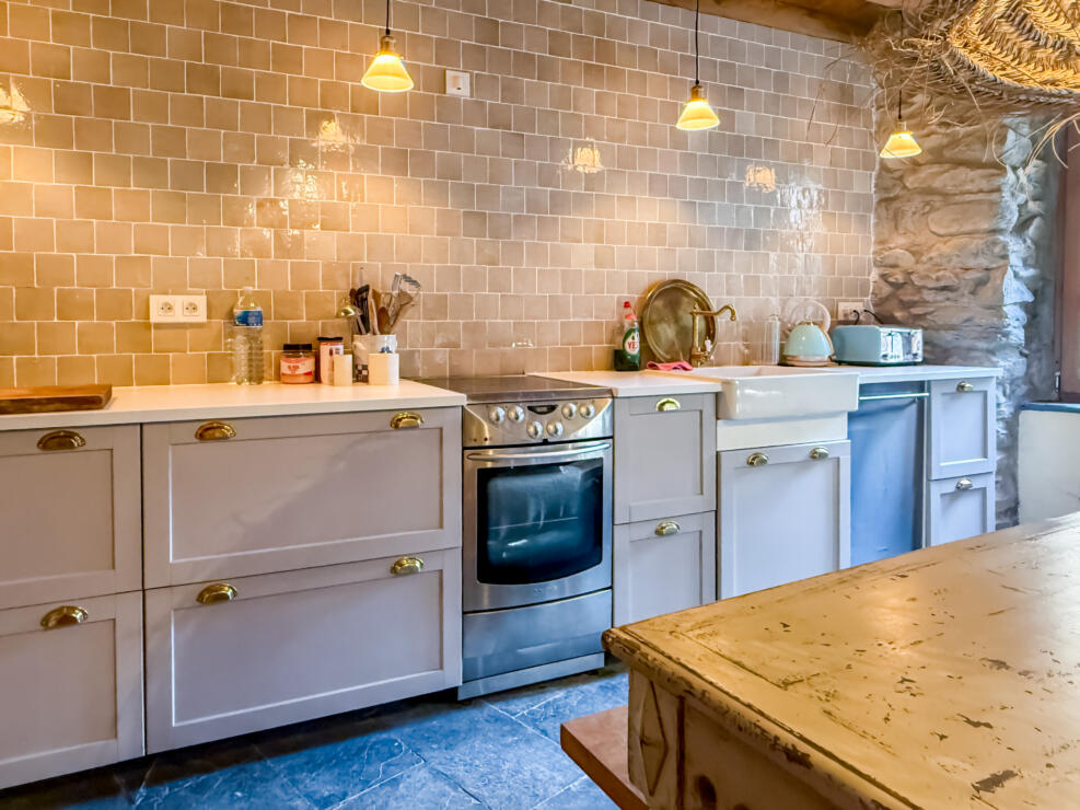 Saint-Béat-Lez – Beautiful Scandinavian-inspired Pyrenean stone house with mountain views and small secret garden