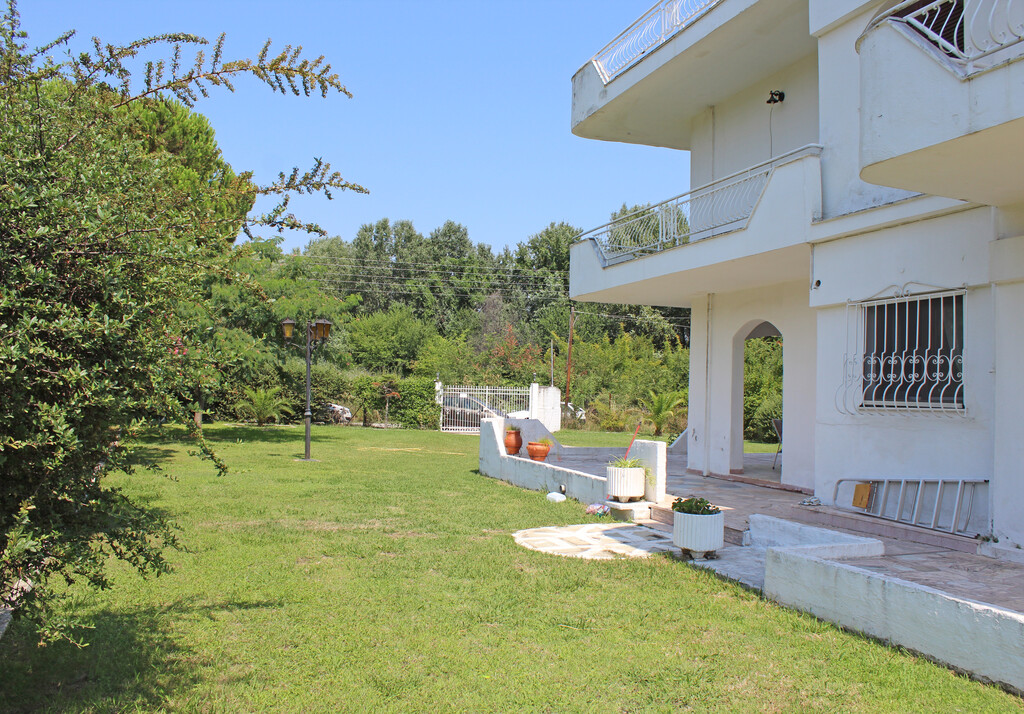 4 bedroom Detached house in Easts Olimpos, Pieria Prefecture, Greece – 66688