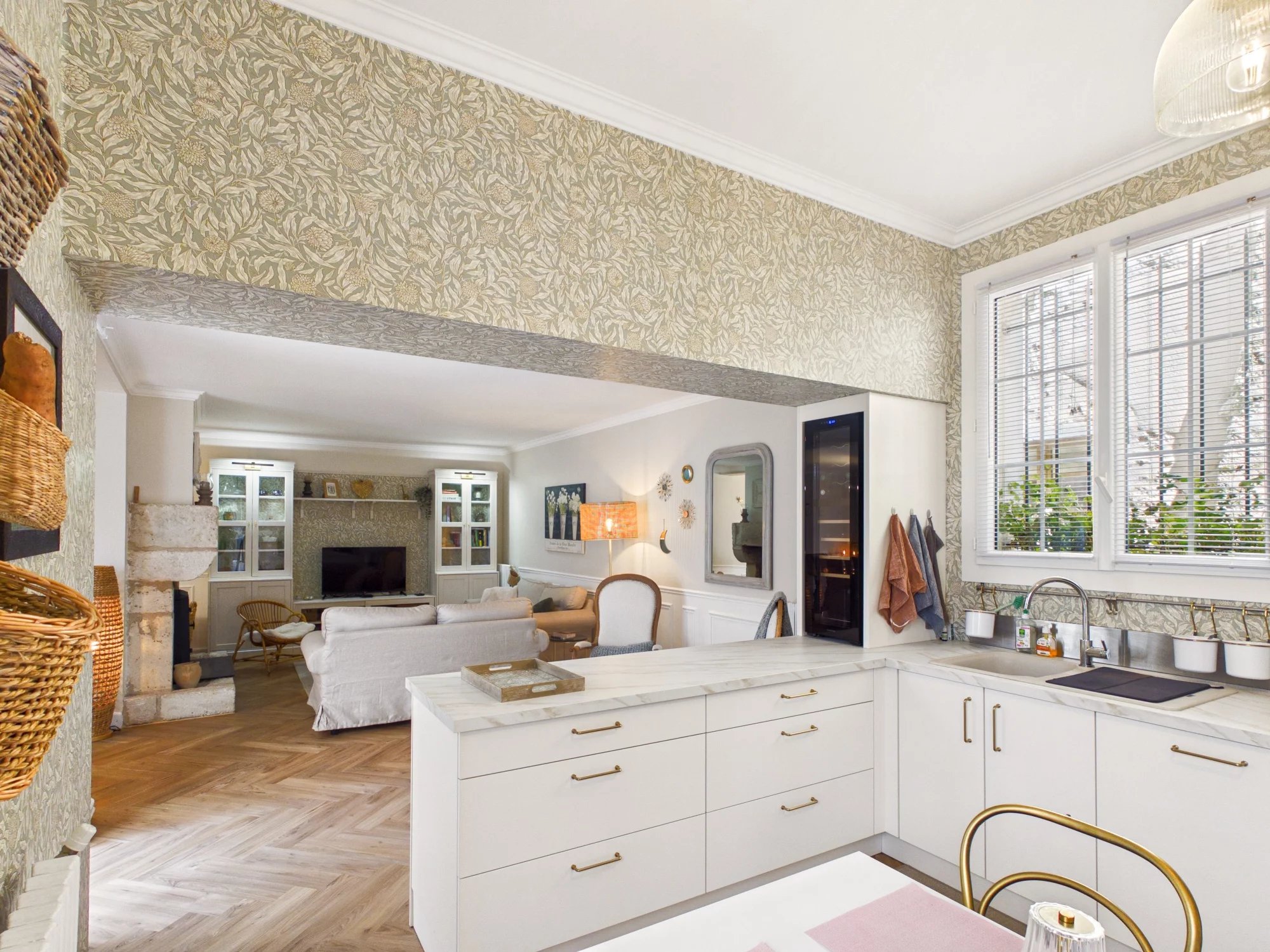 Characterful Turnkey Stone Property with Guest Apartment in the Heart of Eymet, Aquitaine – France – BVI86848