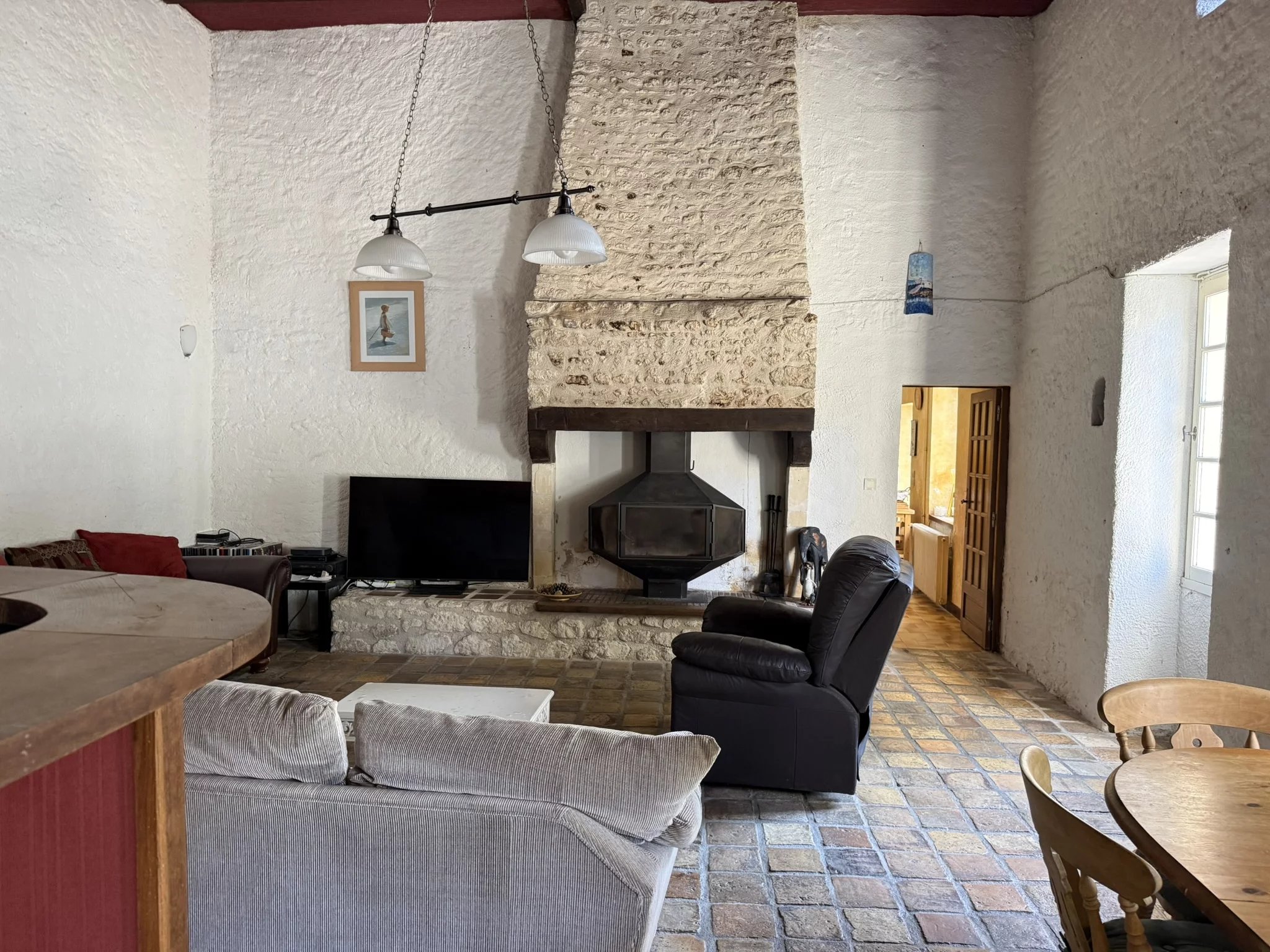 Stone house with 2 bedrooms and shower room on the ground floor, Poitou-Charentes – France – BVI86776