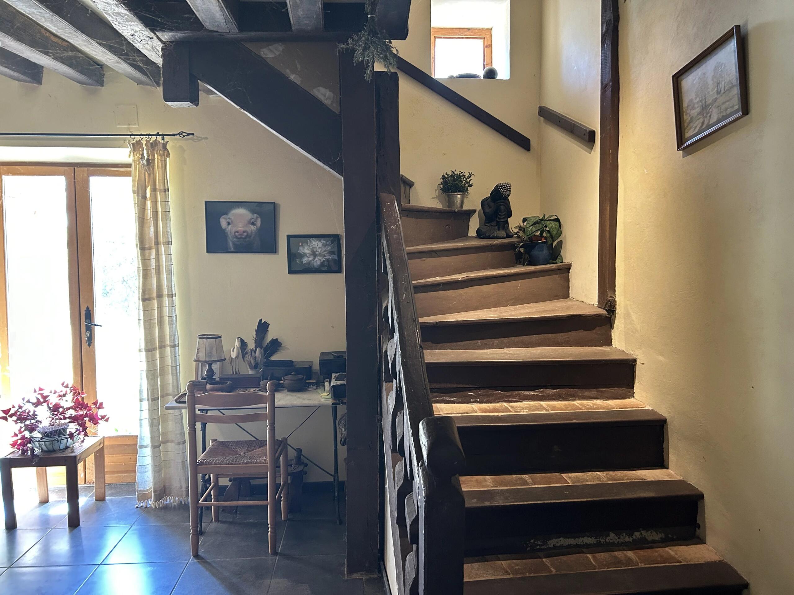 Characterful large detached home with large barn, Centre – France – BVI86429