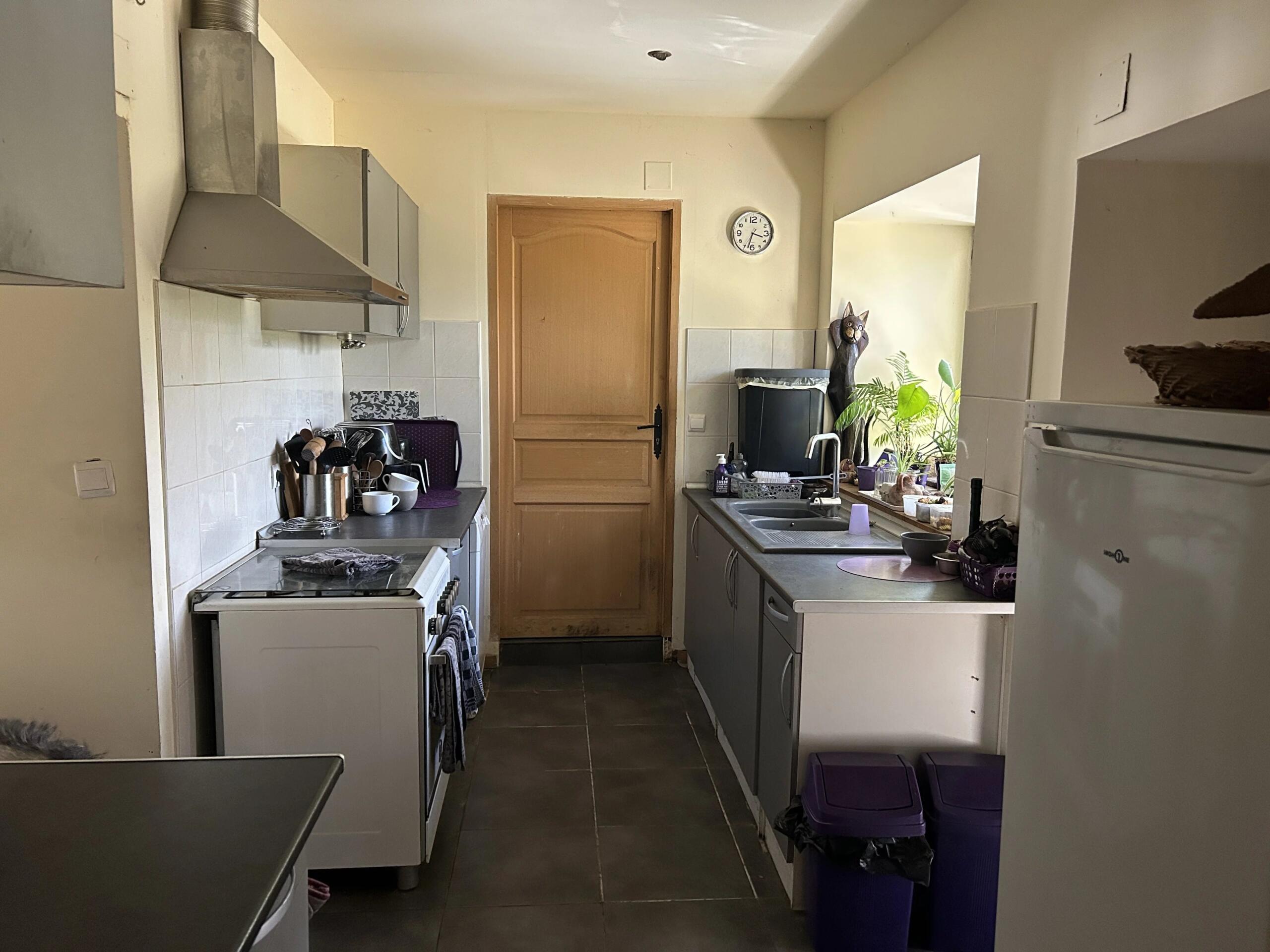 Characterful large detached home with large barn, Centre – France – BVI86429