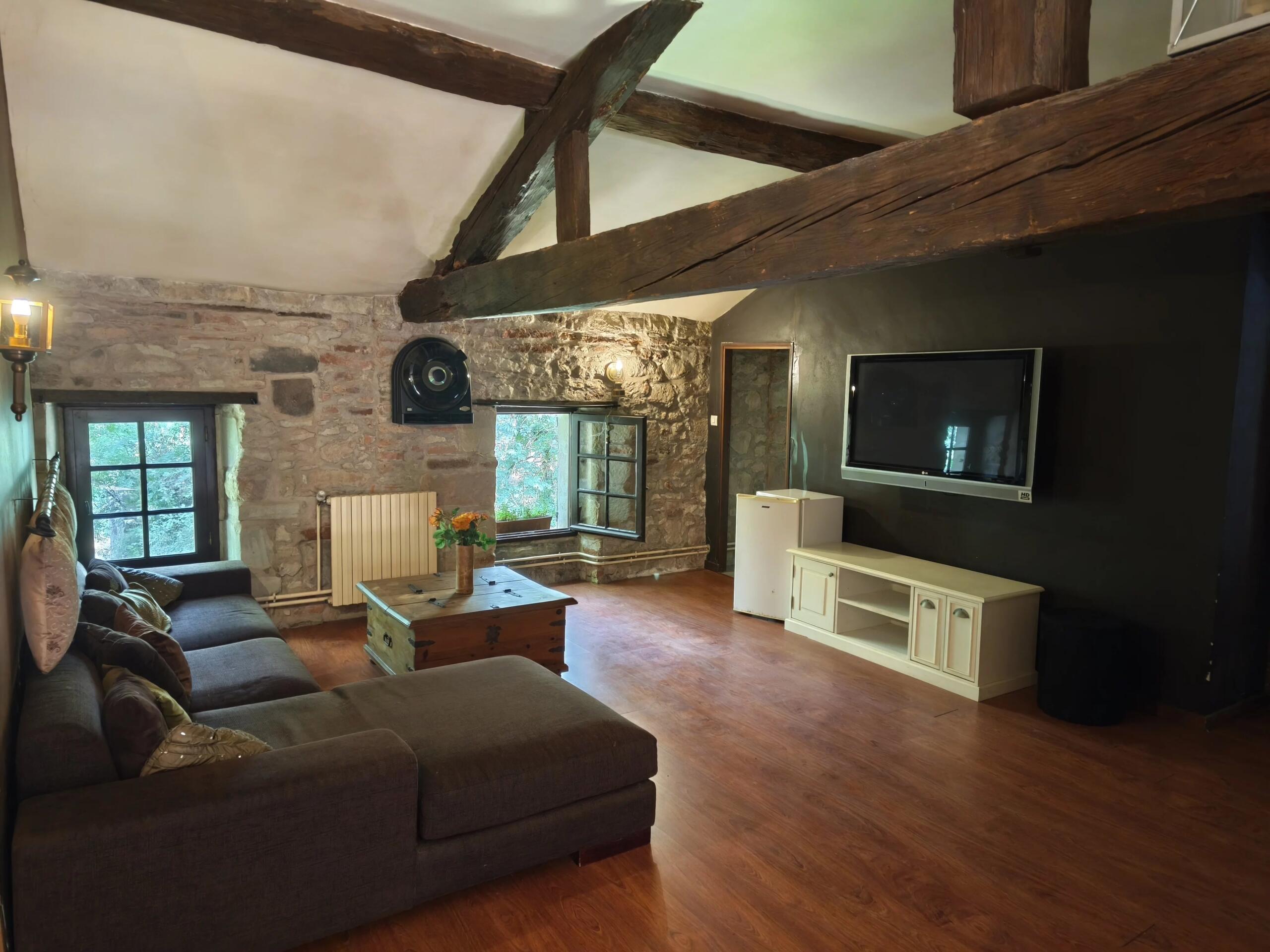 Charming 13th-century watermill near Tonneins and Clairac, Aquitaine – France – BVI86413