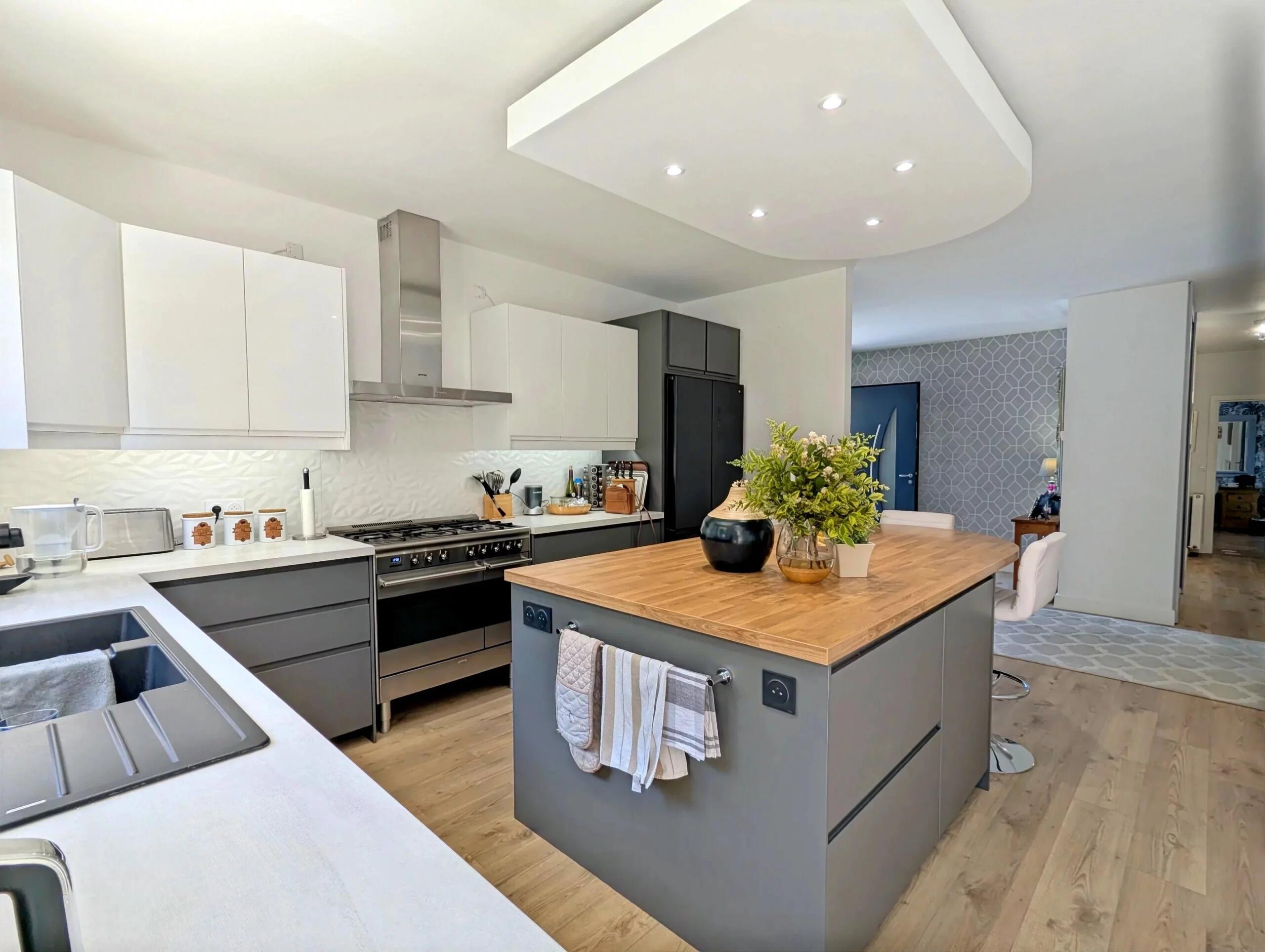 Immaculate move-in-ready 3/4 bedroom home with views, Aquitaine – France – BVI85756