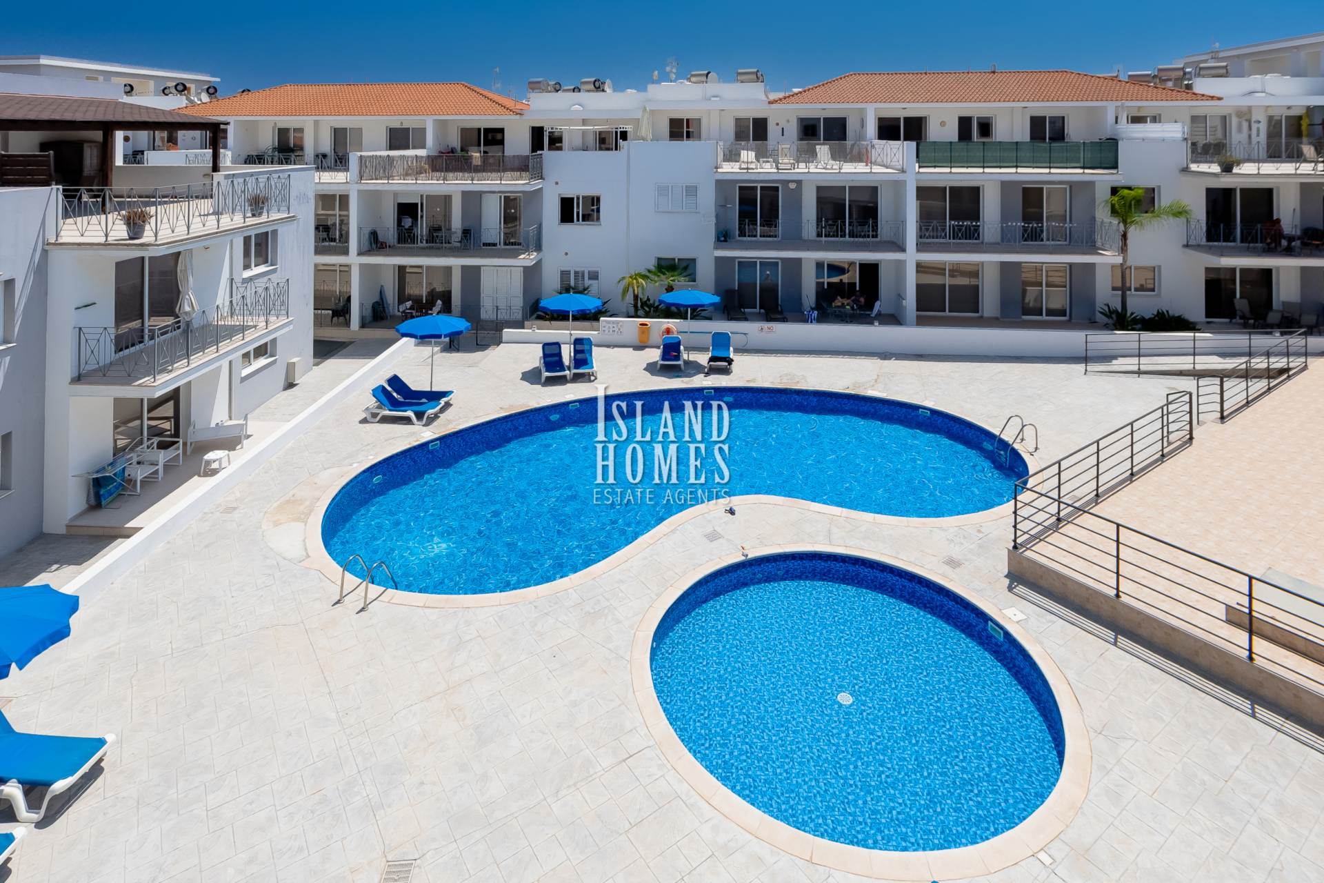 2 bedroom Apartment in Kapparis, Famagusta, Cyprus – VaR121