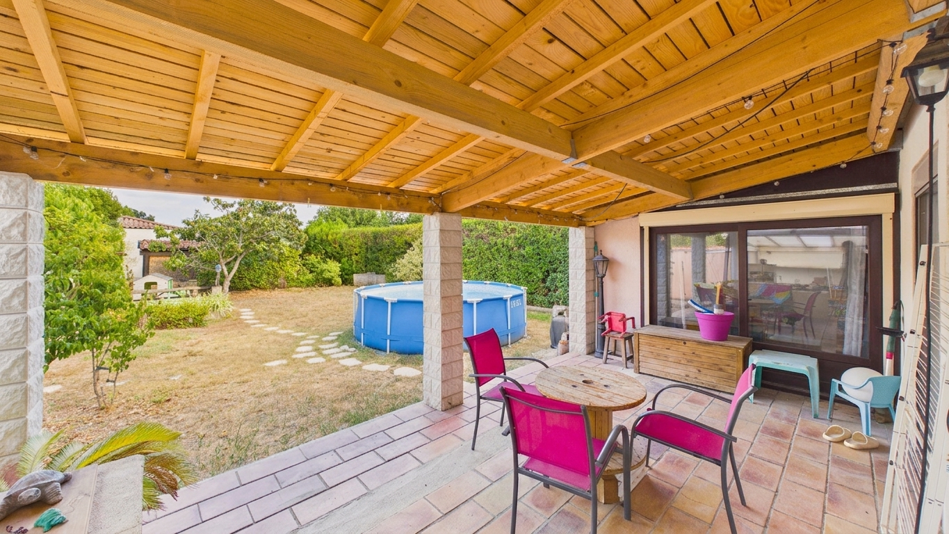 3 bedroom maison traditionnelle in Morieres Les Avignon, Vaucluse, France