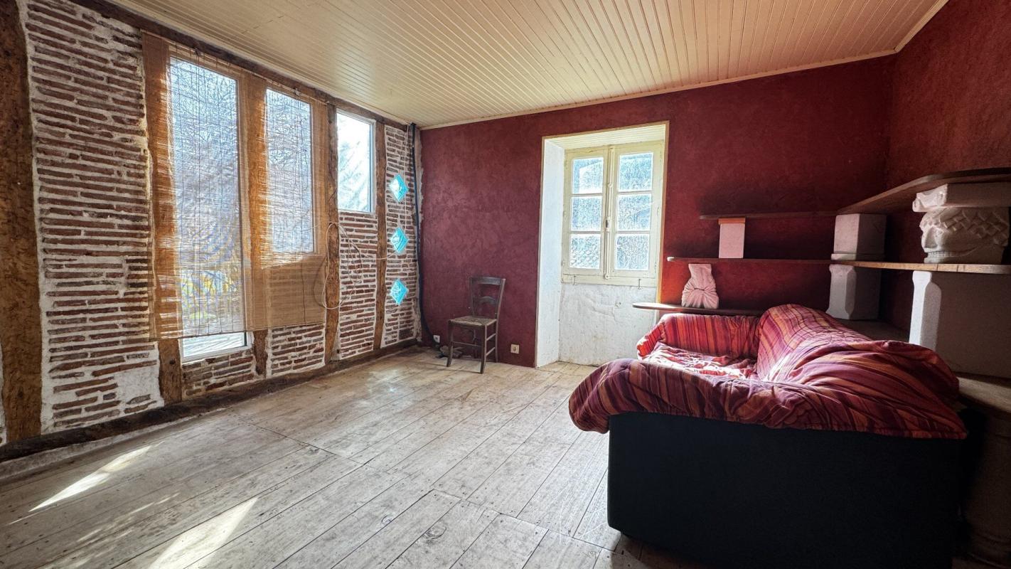 3 bedroom maison in Cenevieres, Lot, France