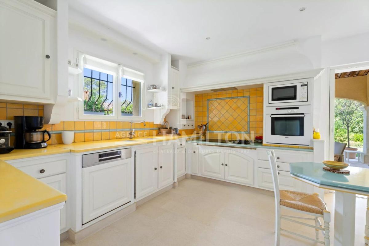 4 bedroom villa in Valbonne, Alpes-Maritimes, France