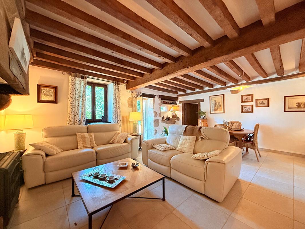 5 bedroom propriete in Mazerolles, Charente, France