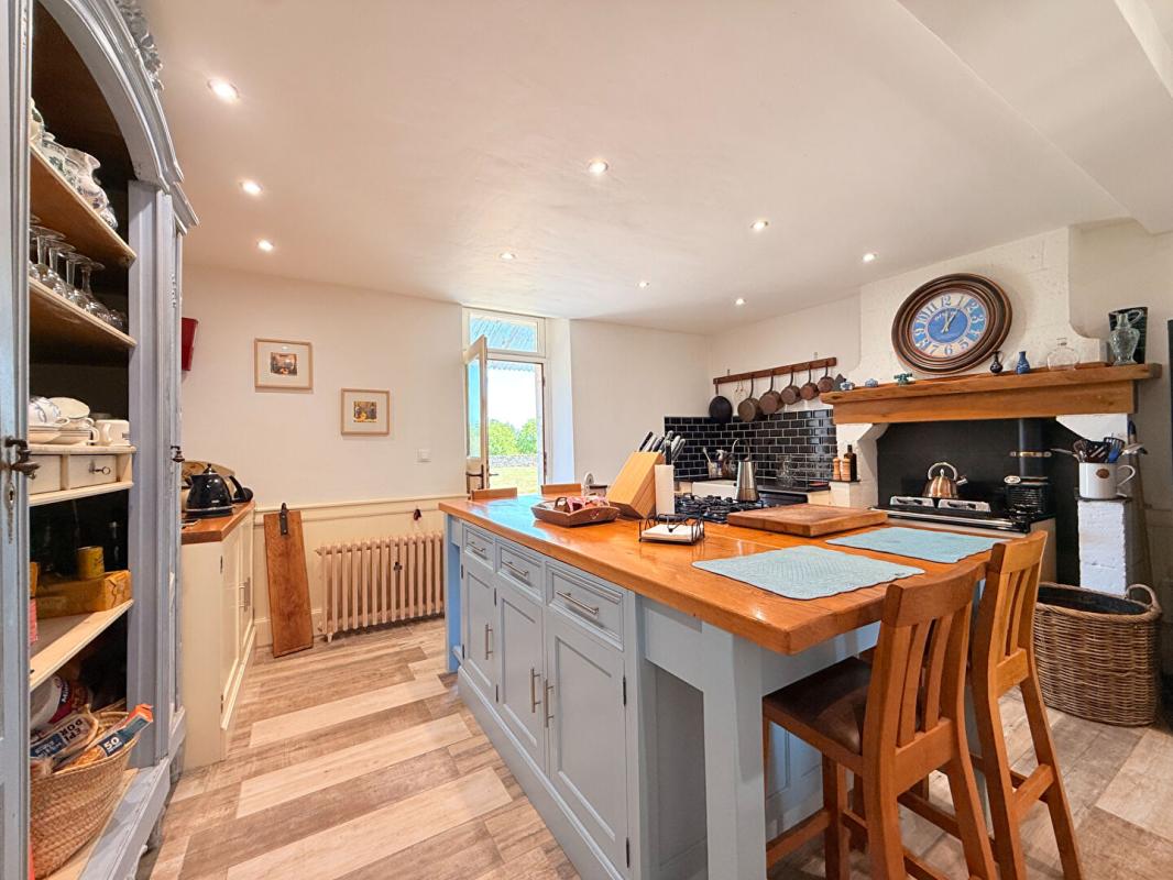 4 bedroom propriete in Verteillac, Dordogne, France