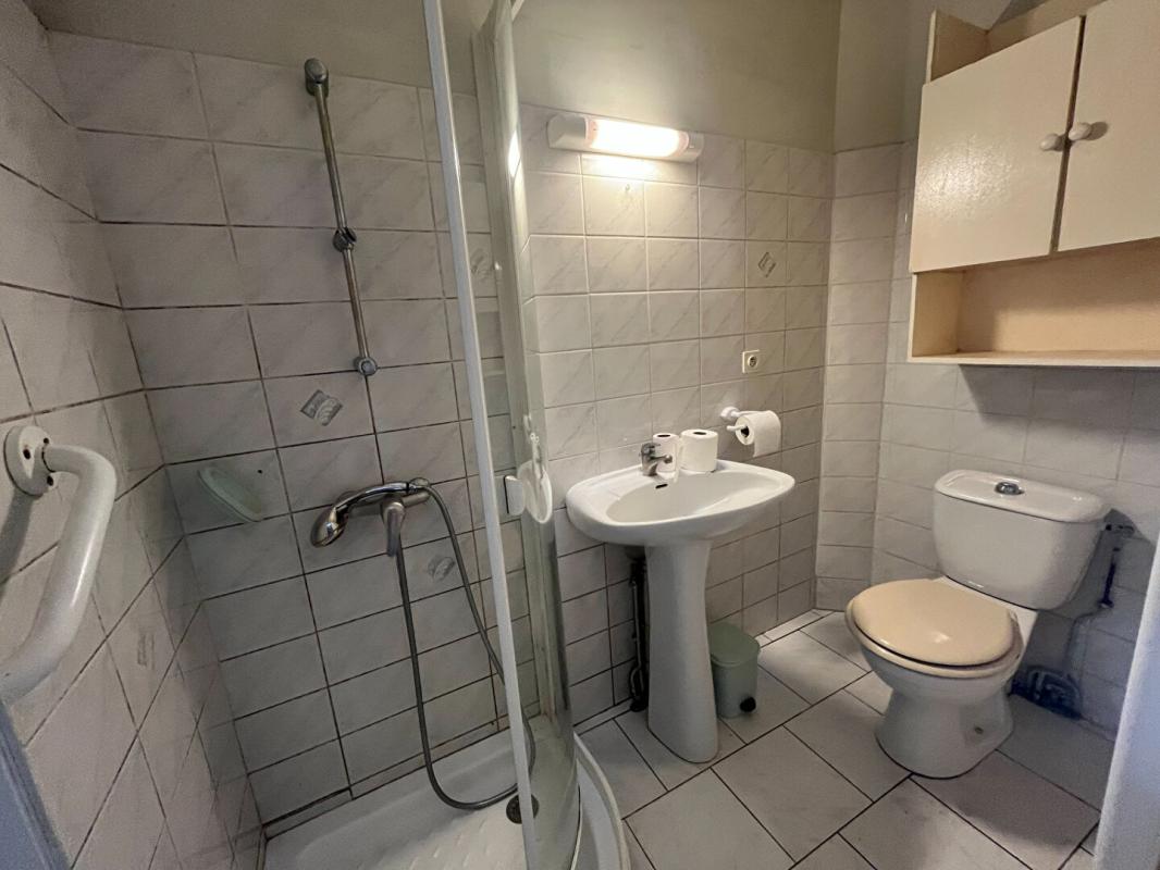 2 bedroom maison in Montmoreau, Charente, France
