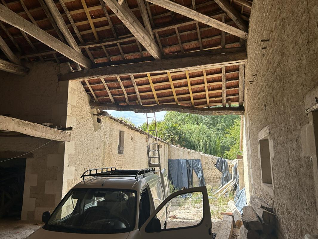 grange in Vervant, Charente-Maritime, France
