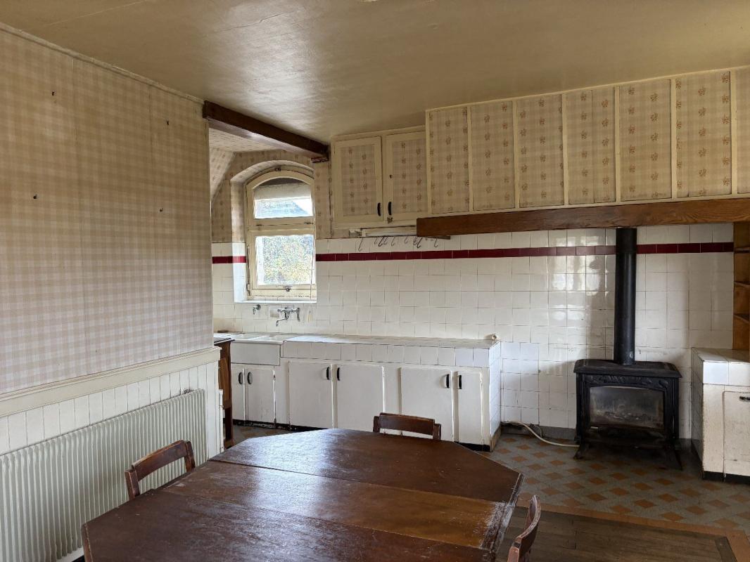 3 bedroom maison in Ayen, Corrèze, France