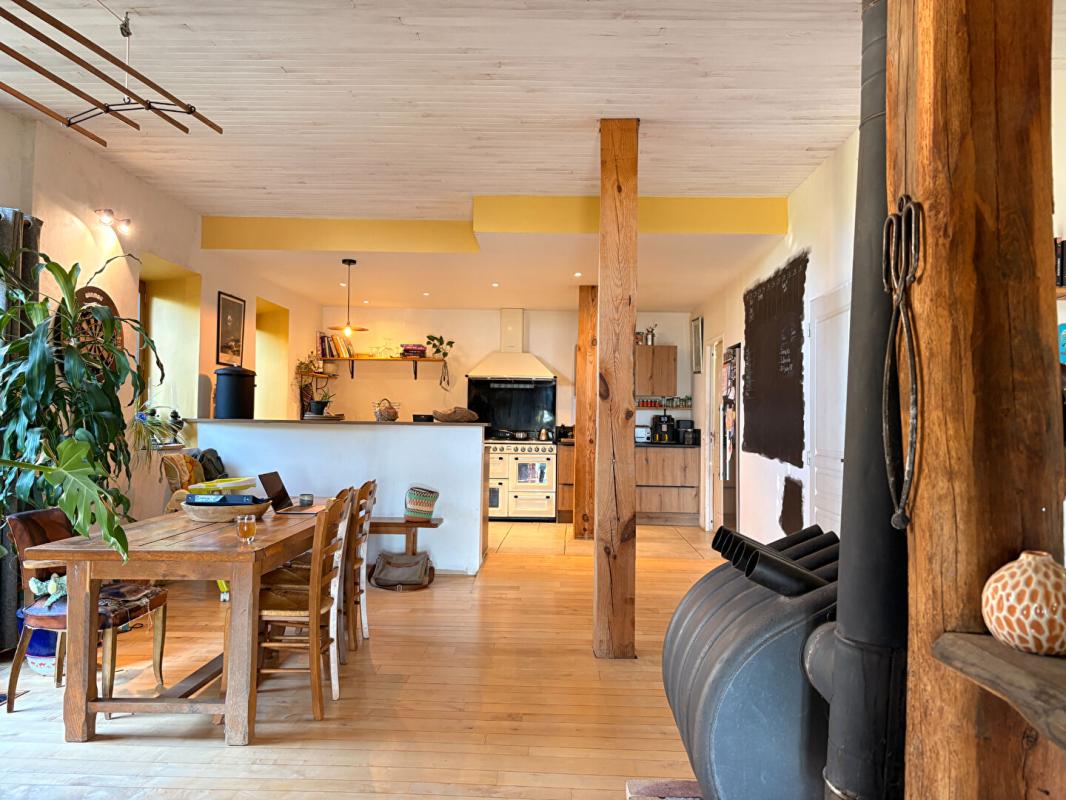 4 bedroom maison in Saint Robert, Corrèze, France