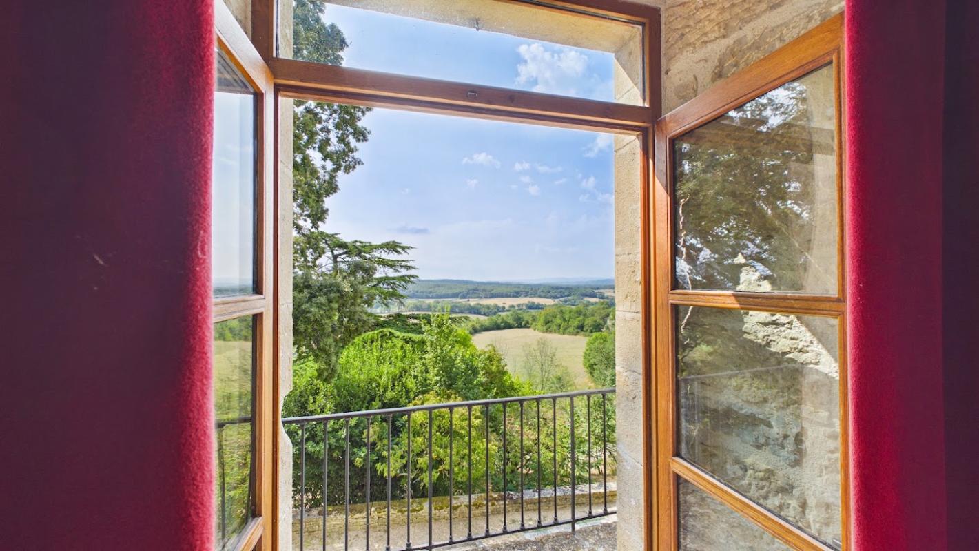 6 bedroom chateau in Parisot, Tarn-et-Garonne, France
